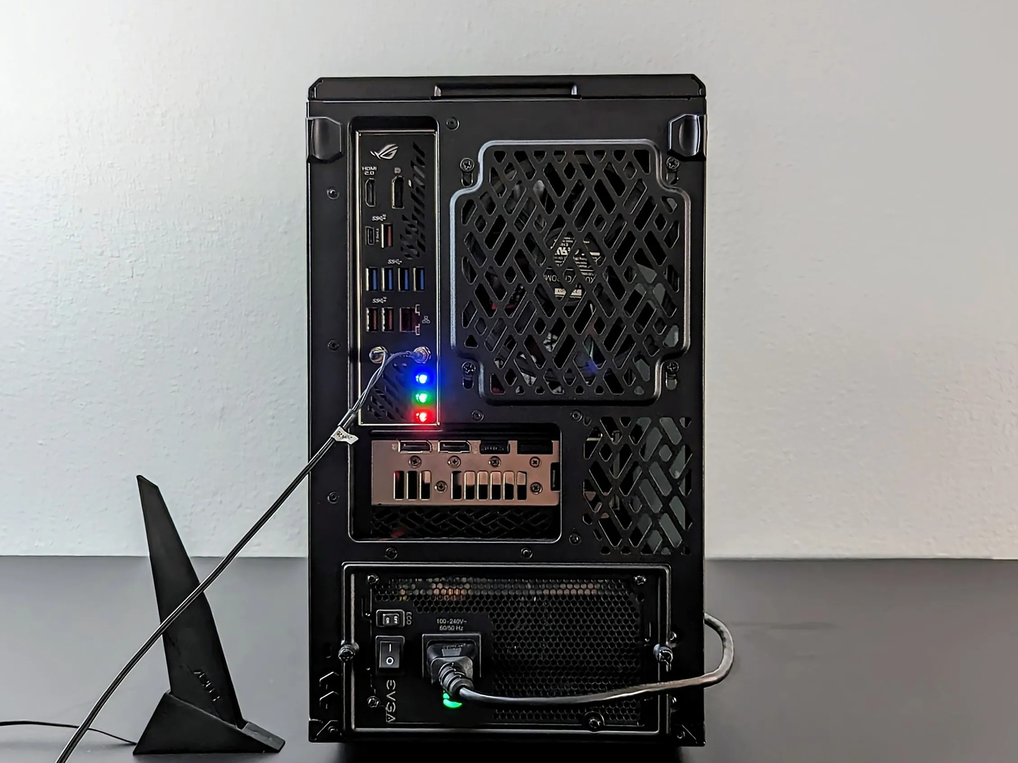Enthusiast Grade Gaming Powerhouse: Ryzen 5800X + RTX 4070 - Sleek Design, Max Performance!