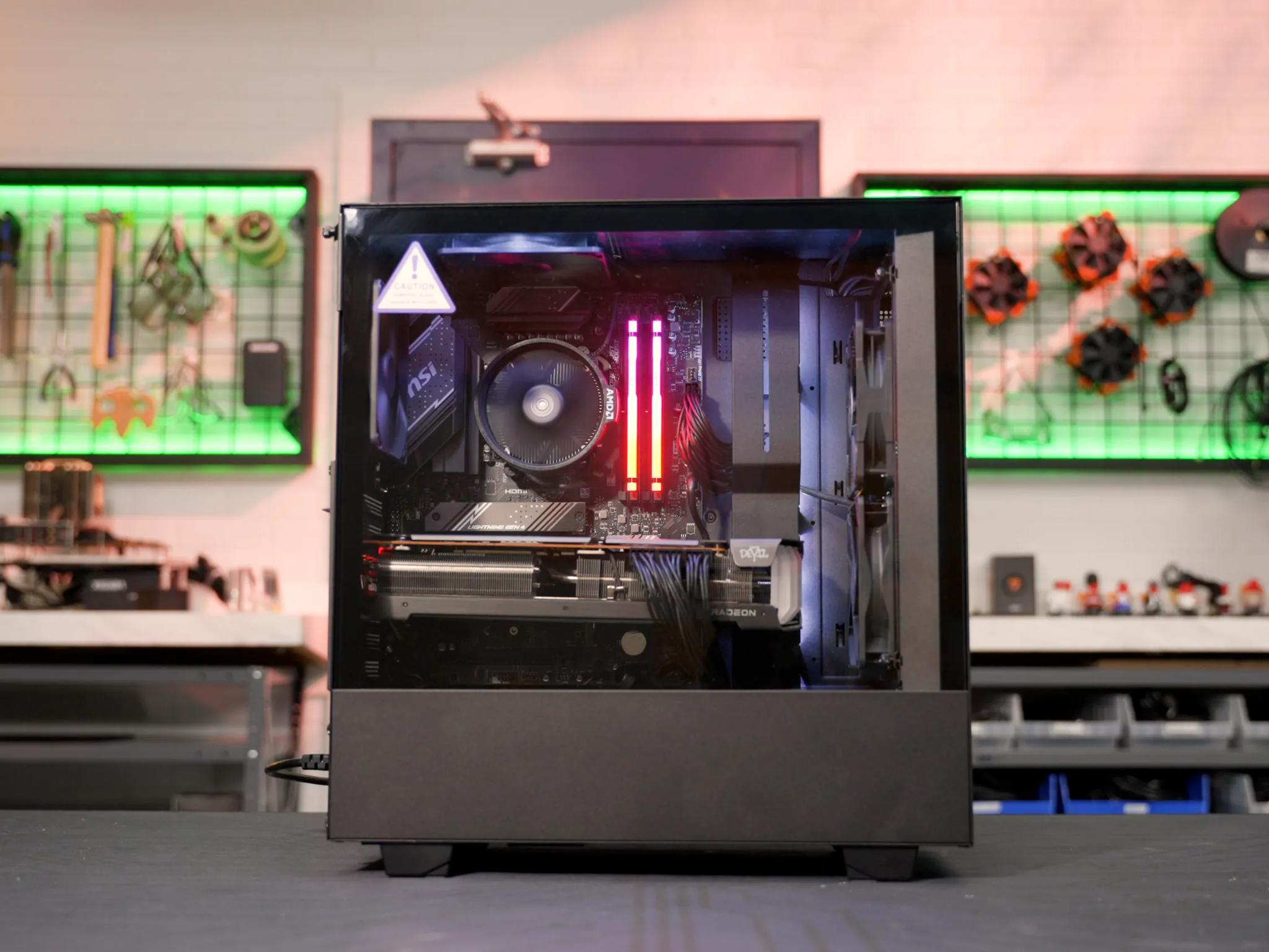 Nerd on a Budget | LTT PC Challenge Build – Ryzen 5 7600 + RX 6950 XT