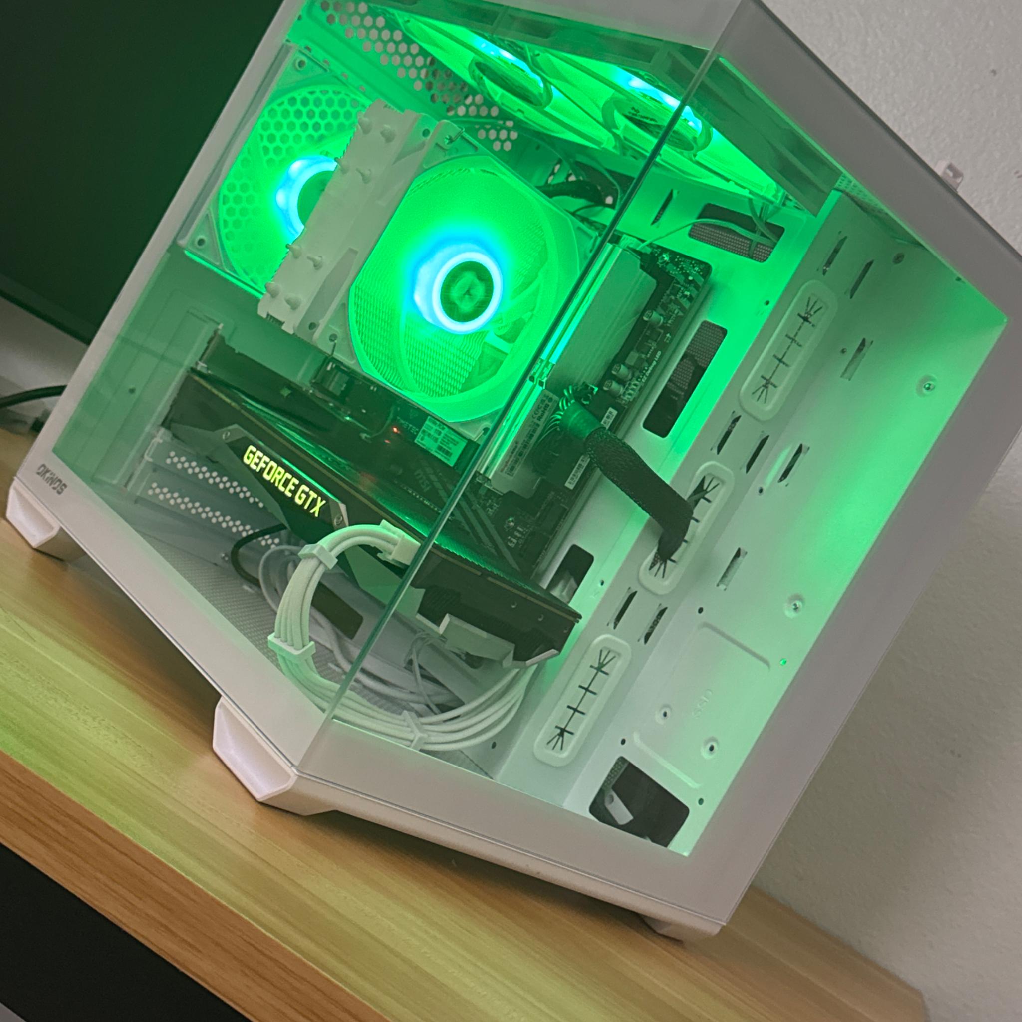 ⚪️White Pure Performance Monster⚪️|GTX 1080|Ryzen 5 3500X|16 GB RAM|1 TB SSD|WIFI+ Windows 11|