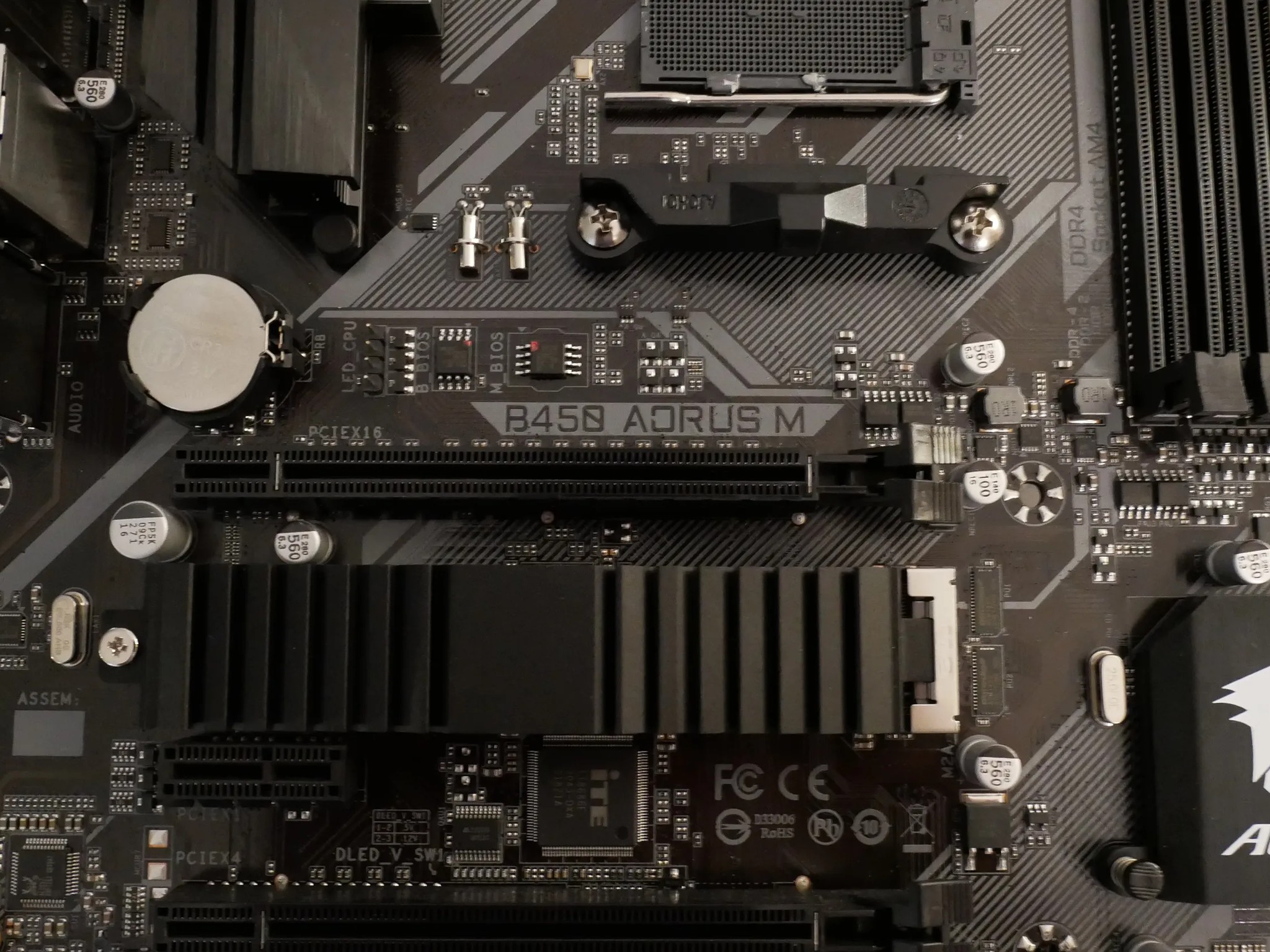 GIGABYTE B450 AORUS M AM4 Full set!