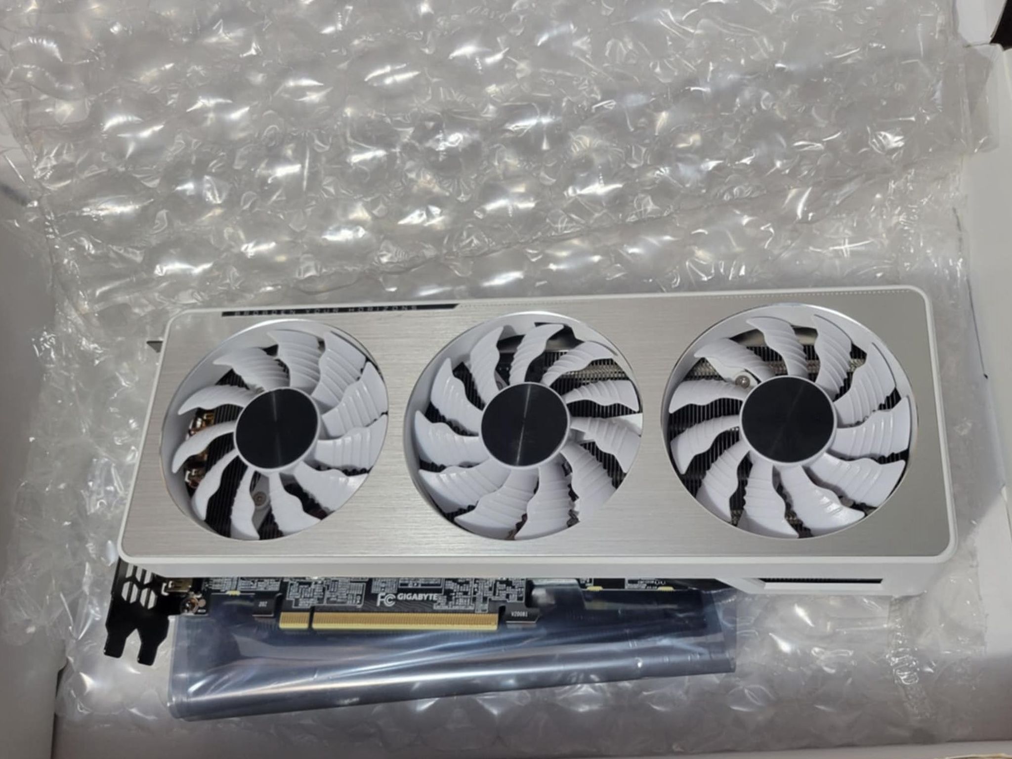 3070 Gigabyte Vision 8GB GPU