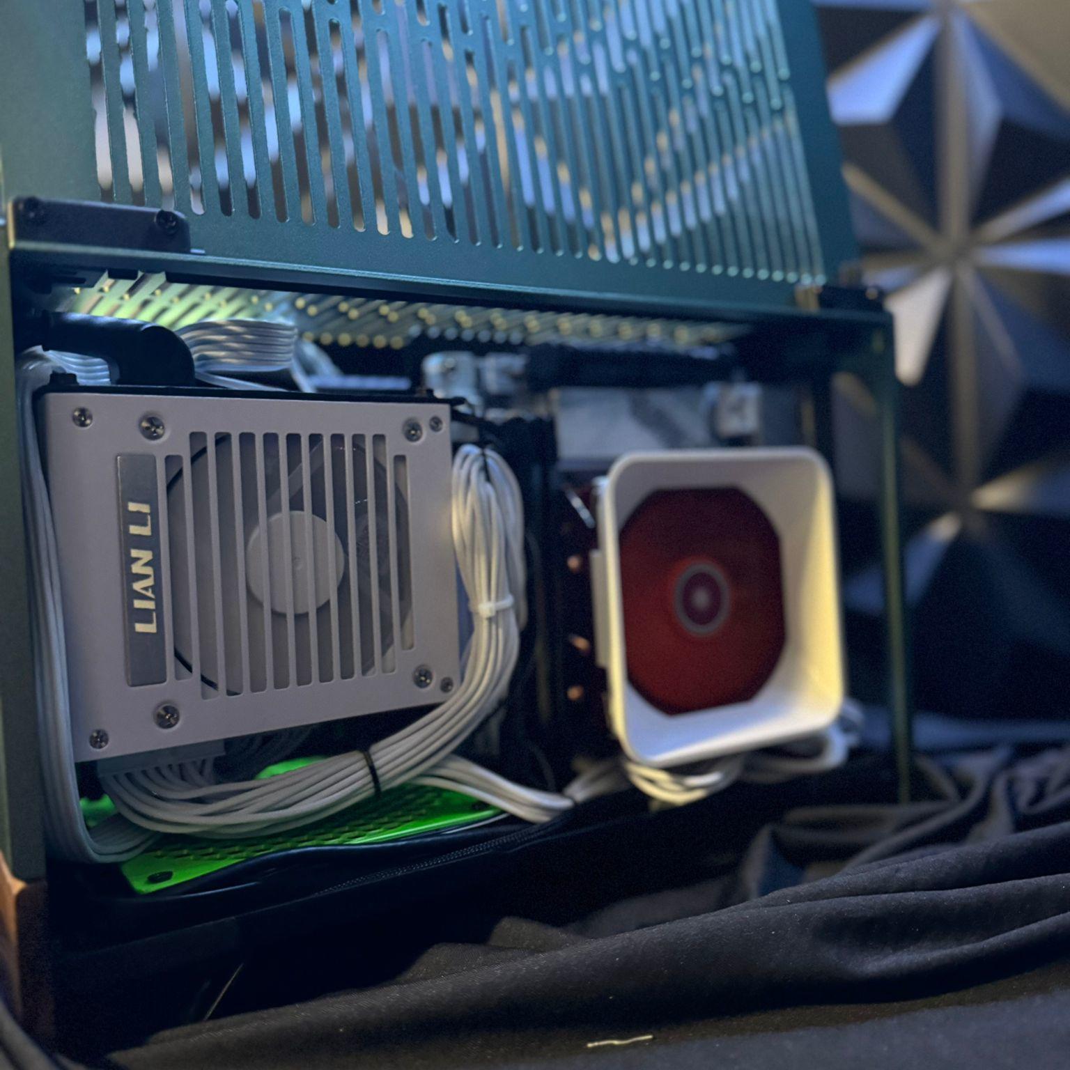 💚Baby Jade 🌿| Ryzen 7 9800X3D| RTX 5080| 6 TB NVMe| 32 GB DDR5| 850 W PSU