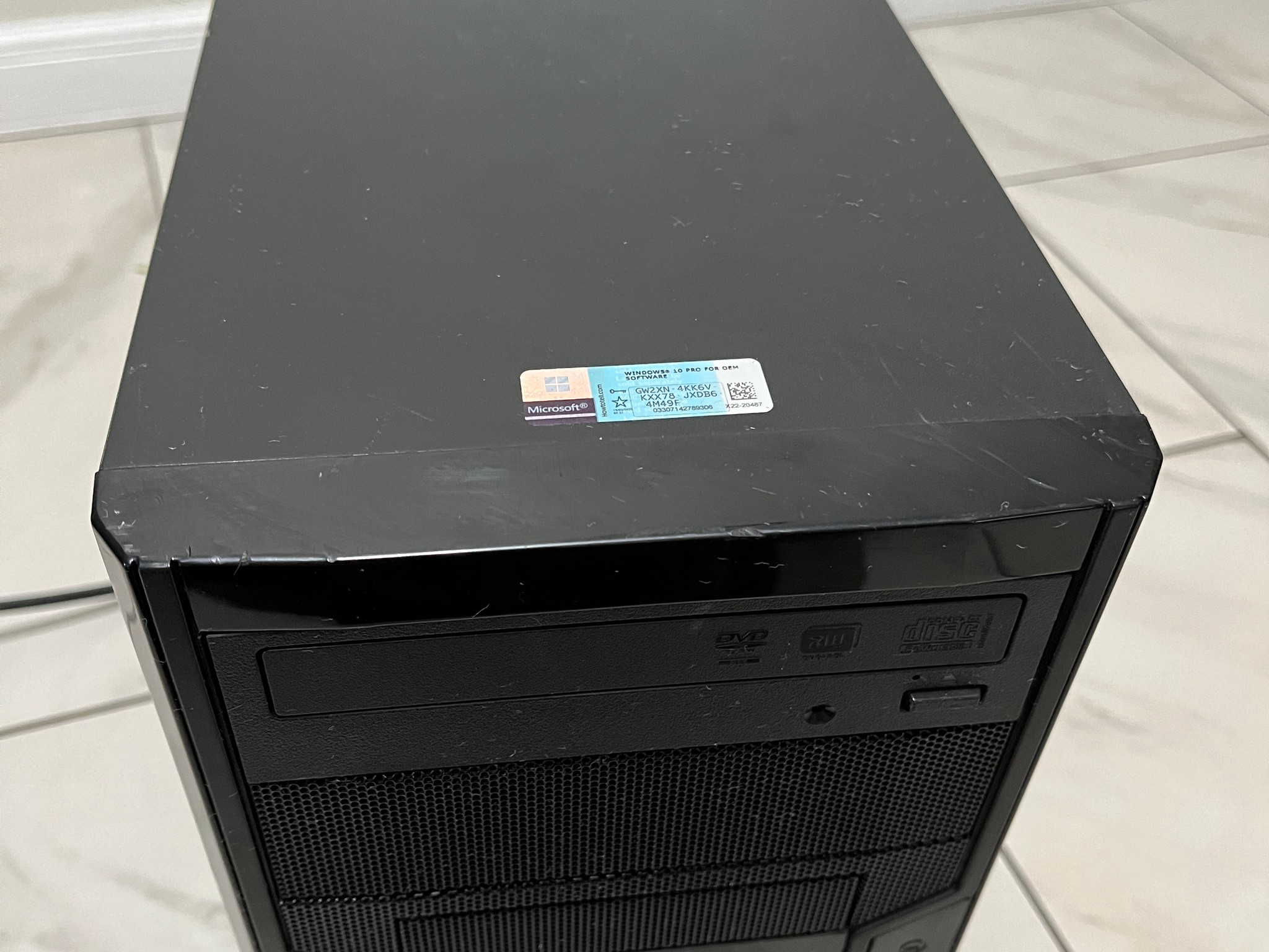 NVIDIA RTX 4060, Intel Core i7-9700, 16GB RAM, 500GB SSD - High FPS Gaming PC w/ Wi-Fi & BT