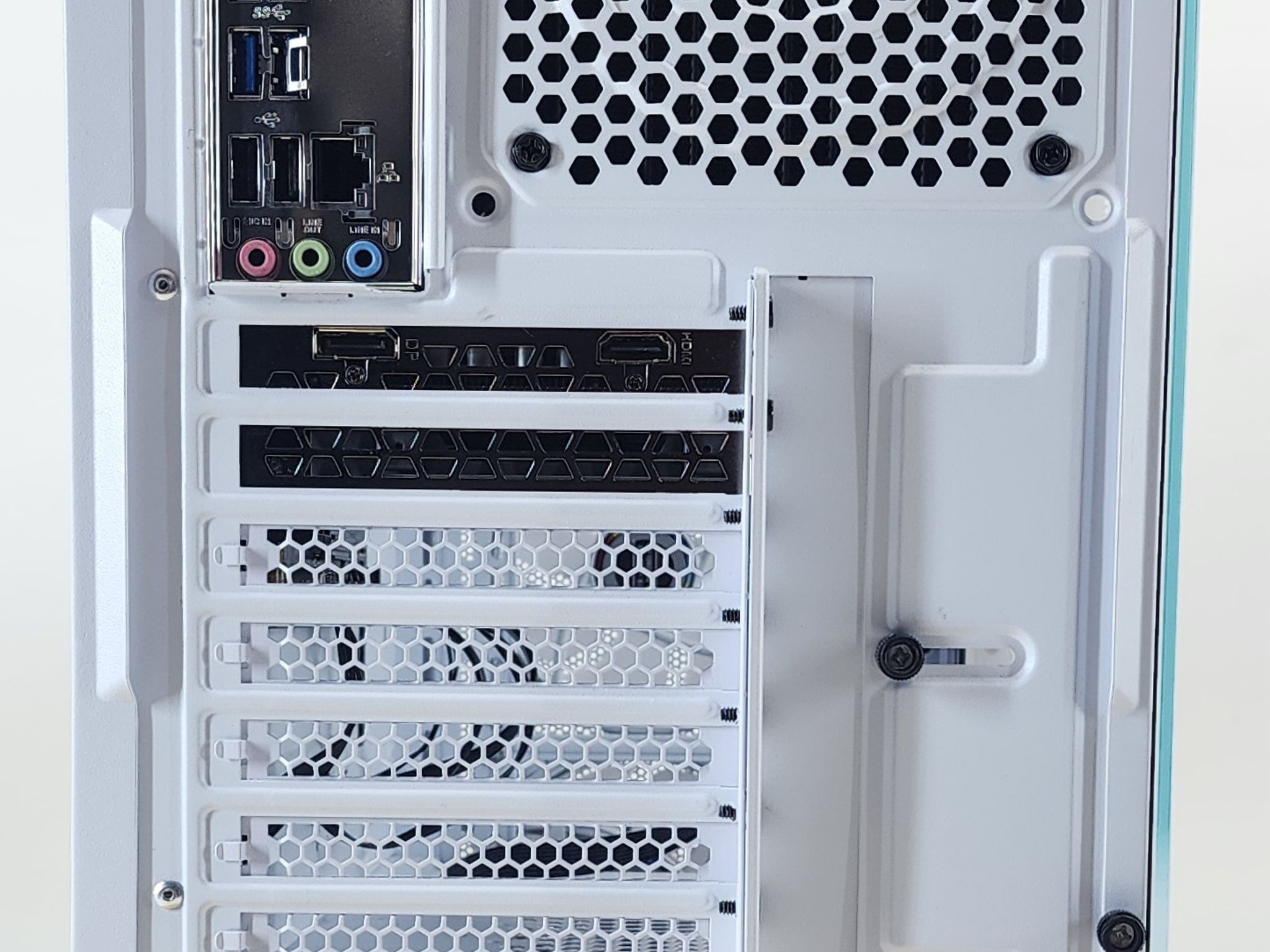 Gaming PC i5-10400F 16GB RAM 500GB SSD + 2TB HDD RX 6500 XT 4GB Win11 Computer