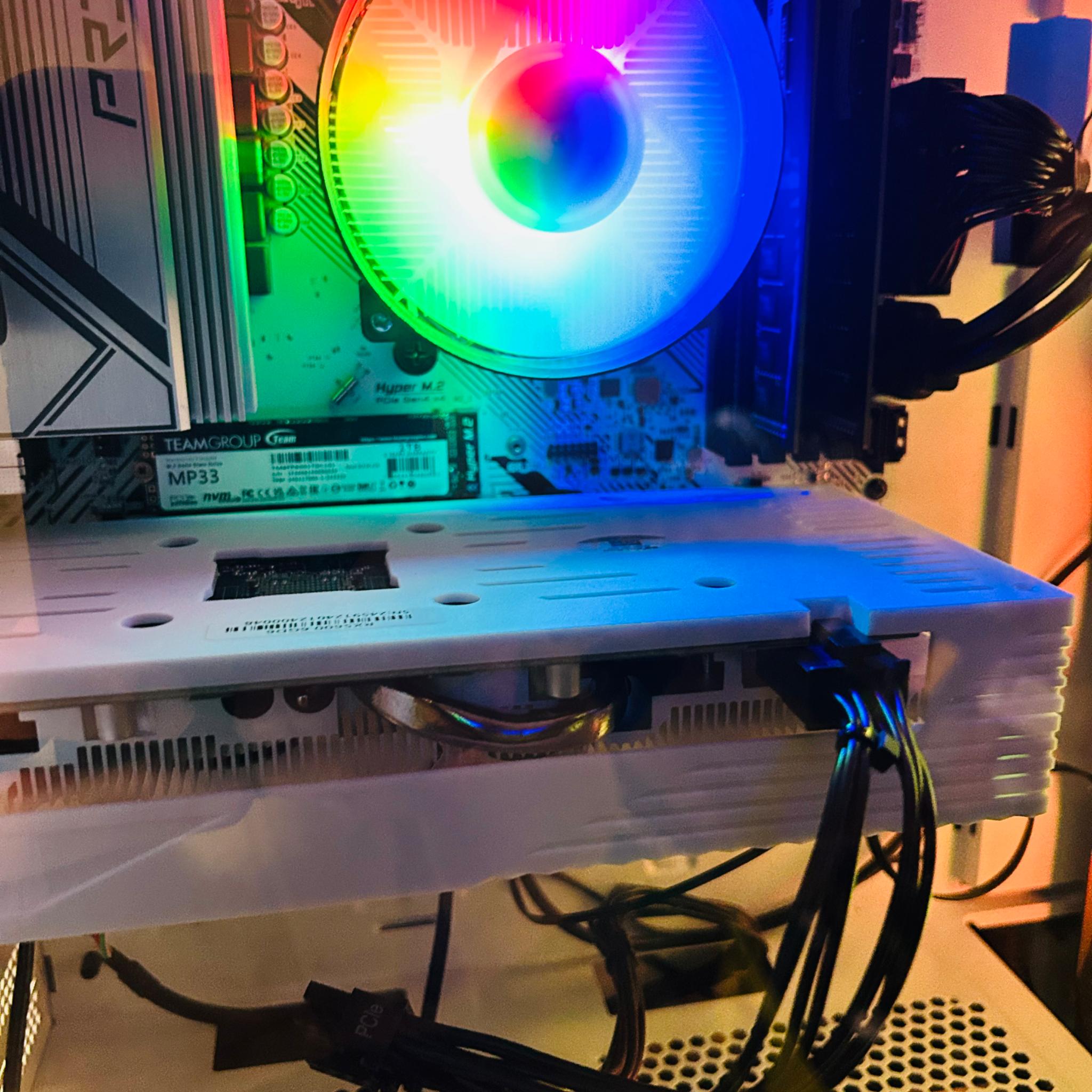 The White cougar Budget Buddy