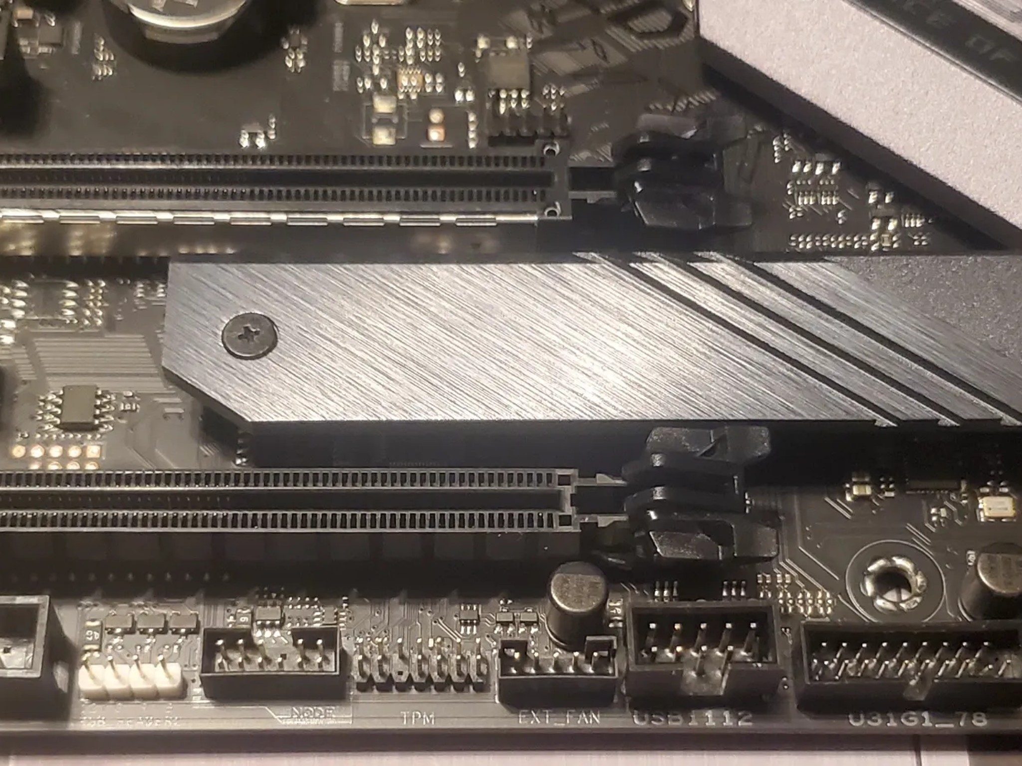 ASUS ROG STRIX Z390-F GAMING