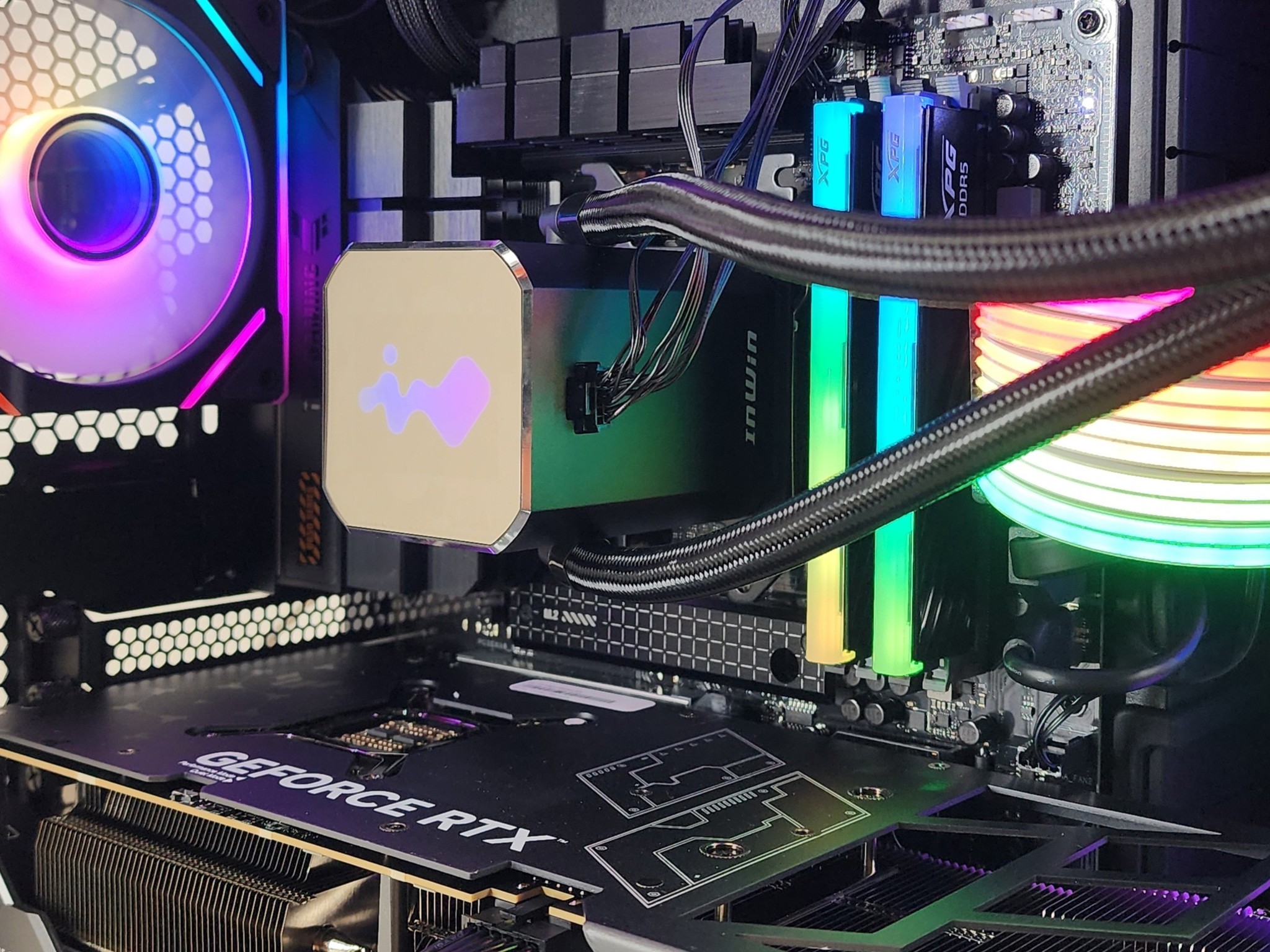 Gaming PC Ryzen 7 9800X3D 32GB RAM 2TB SSD RTX 4080 SUPER 16GB Win11 Computer