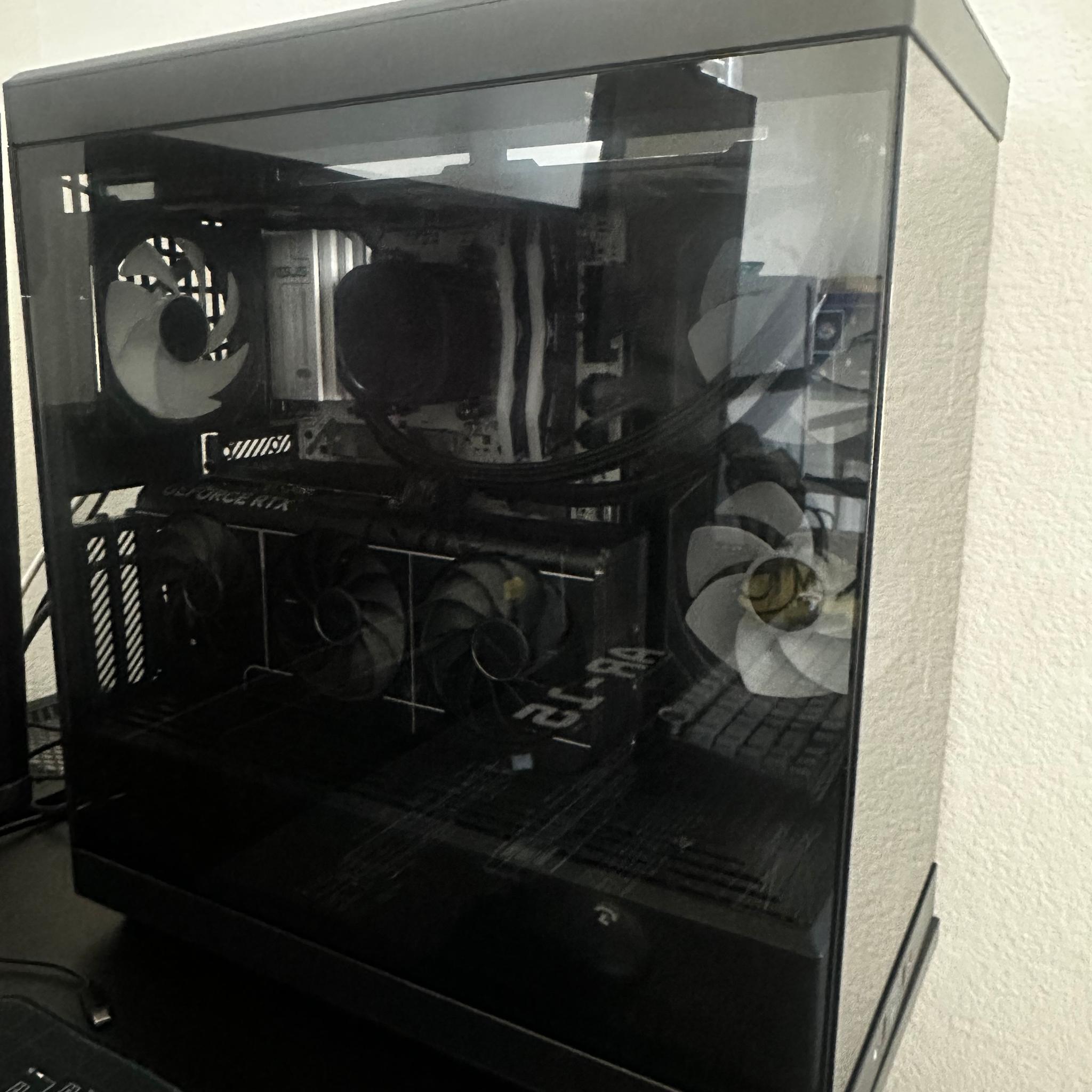 GeForce RTX 5070 Custom Gaming PC - Ryzen 5 9600X