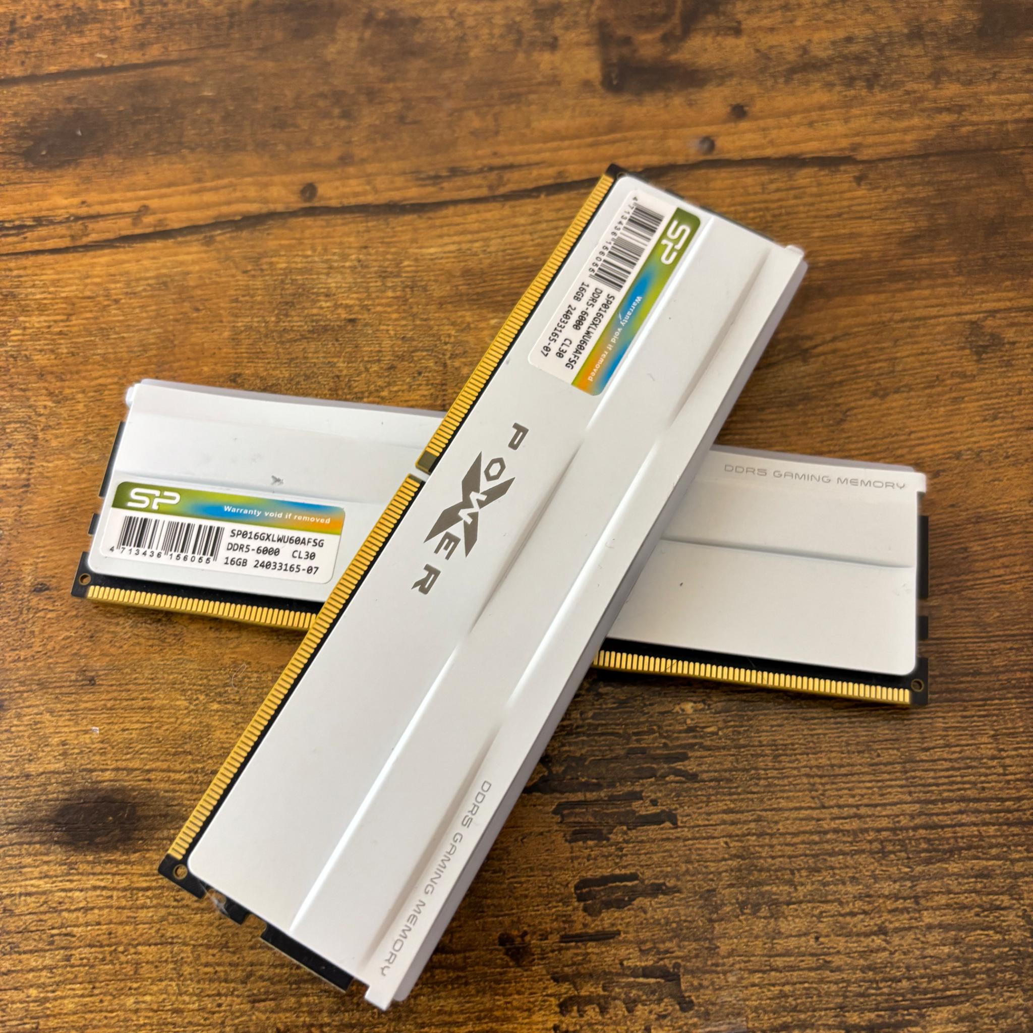 DDR5 RAM