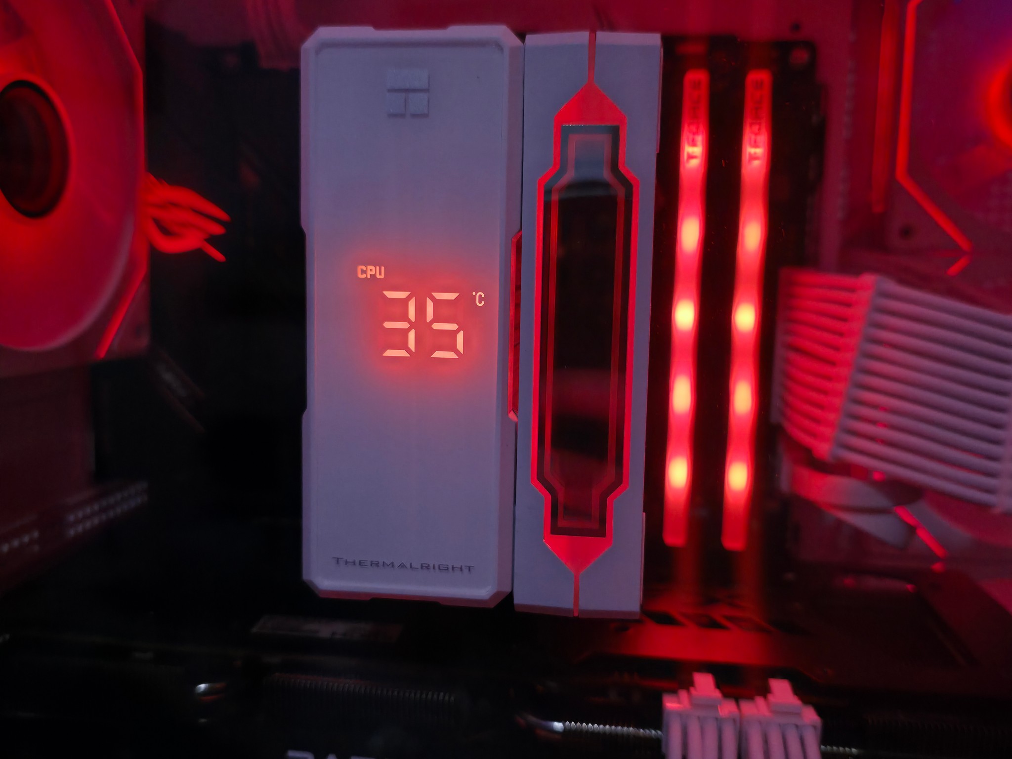 Gaming PC | 6700XT 12GIG | Ryzen 7 3800X | 16GIG DDR4 3200mhz Ram | Windows 11 Pro | Wifi/BT