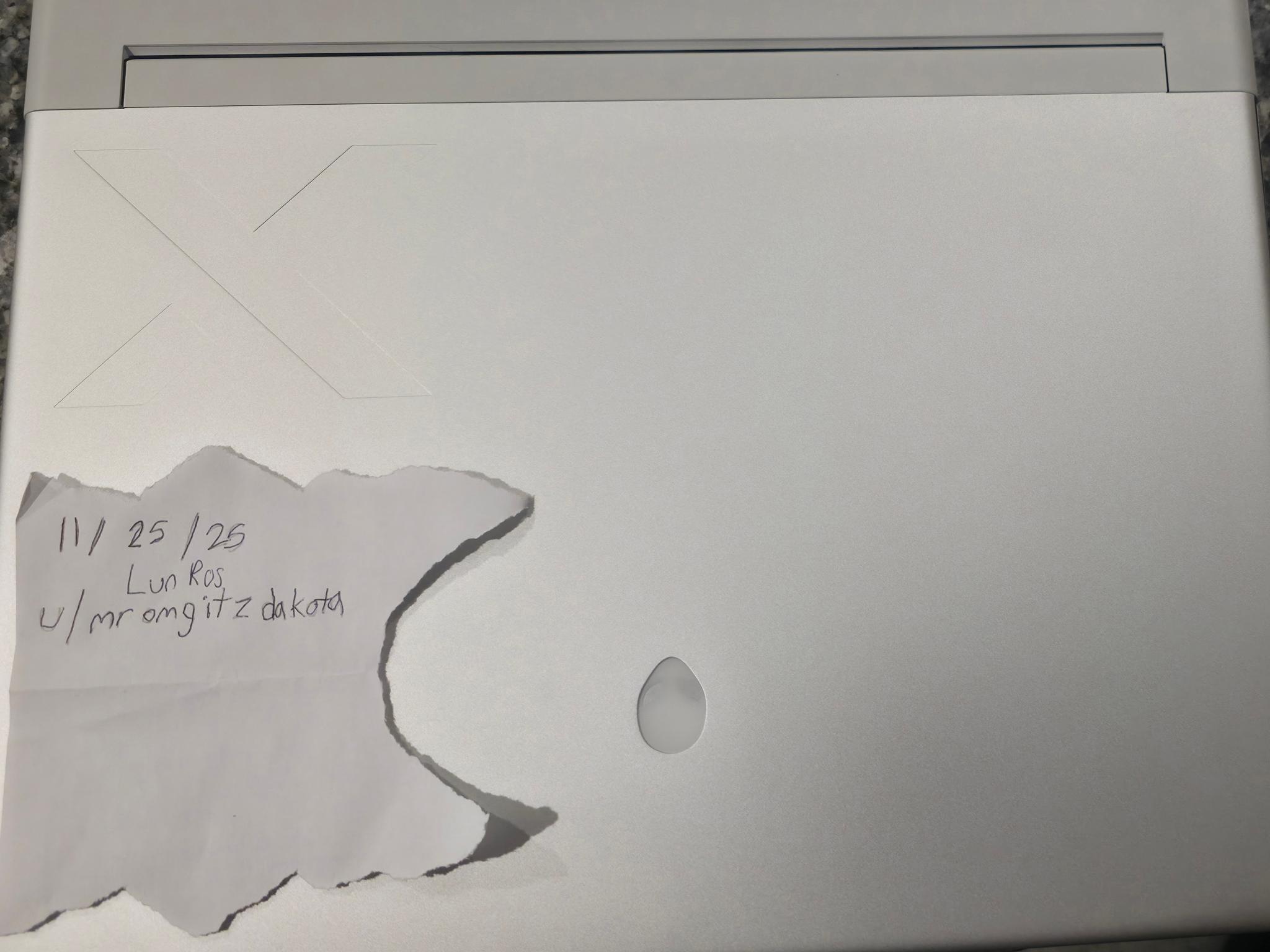 Alienware x16 R2 Gaming Laptop RTX 4090, Core Ultra 9, 32GB RAM, 2TB SSD