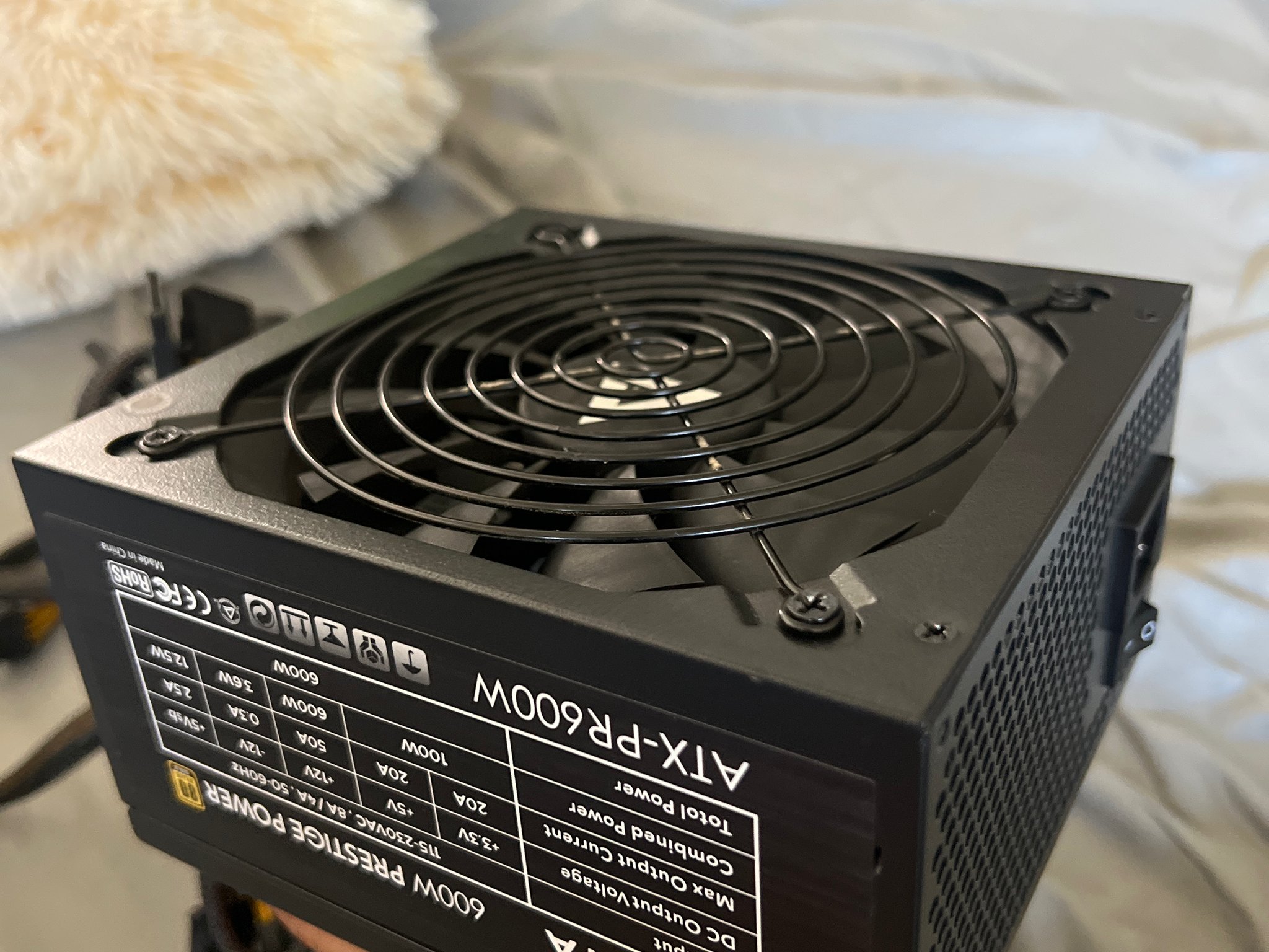 Apevia Prestige 600watt PSU 80+ Gold