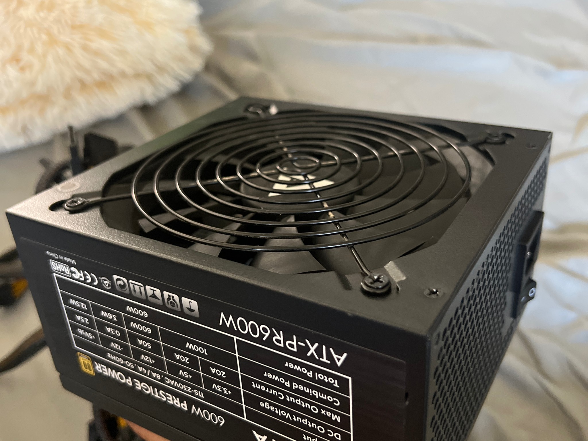 Apevia Prestige 600watt PSU 80+ Gold