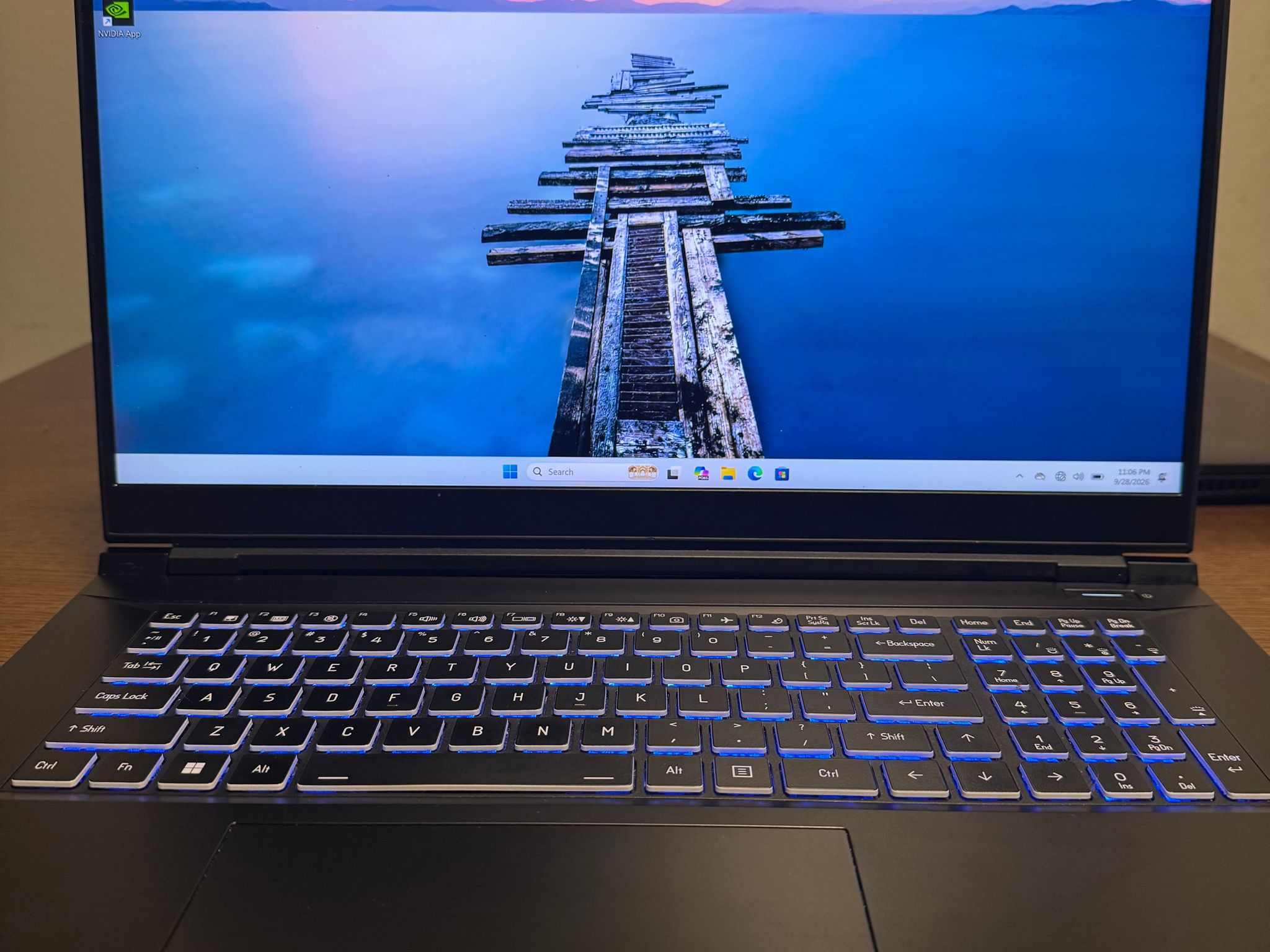 SAGER i9-13900HX/32GB DDR5/1TB NVME/RTX 4070 240 HZ QHD Screen