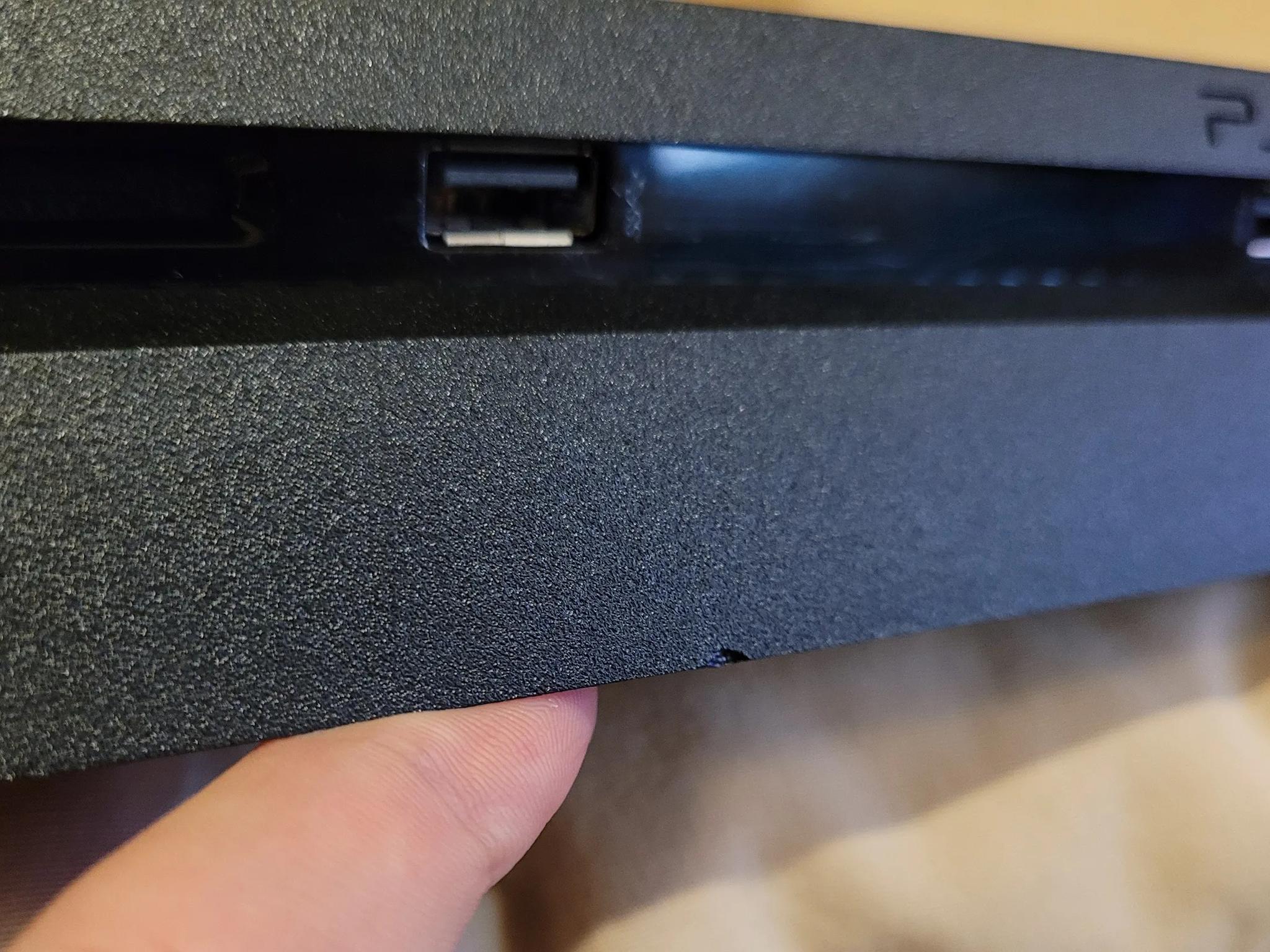 PlayStation 4 Slim Black 1TB Console