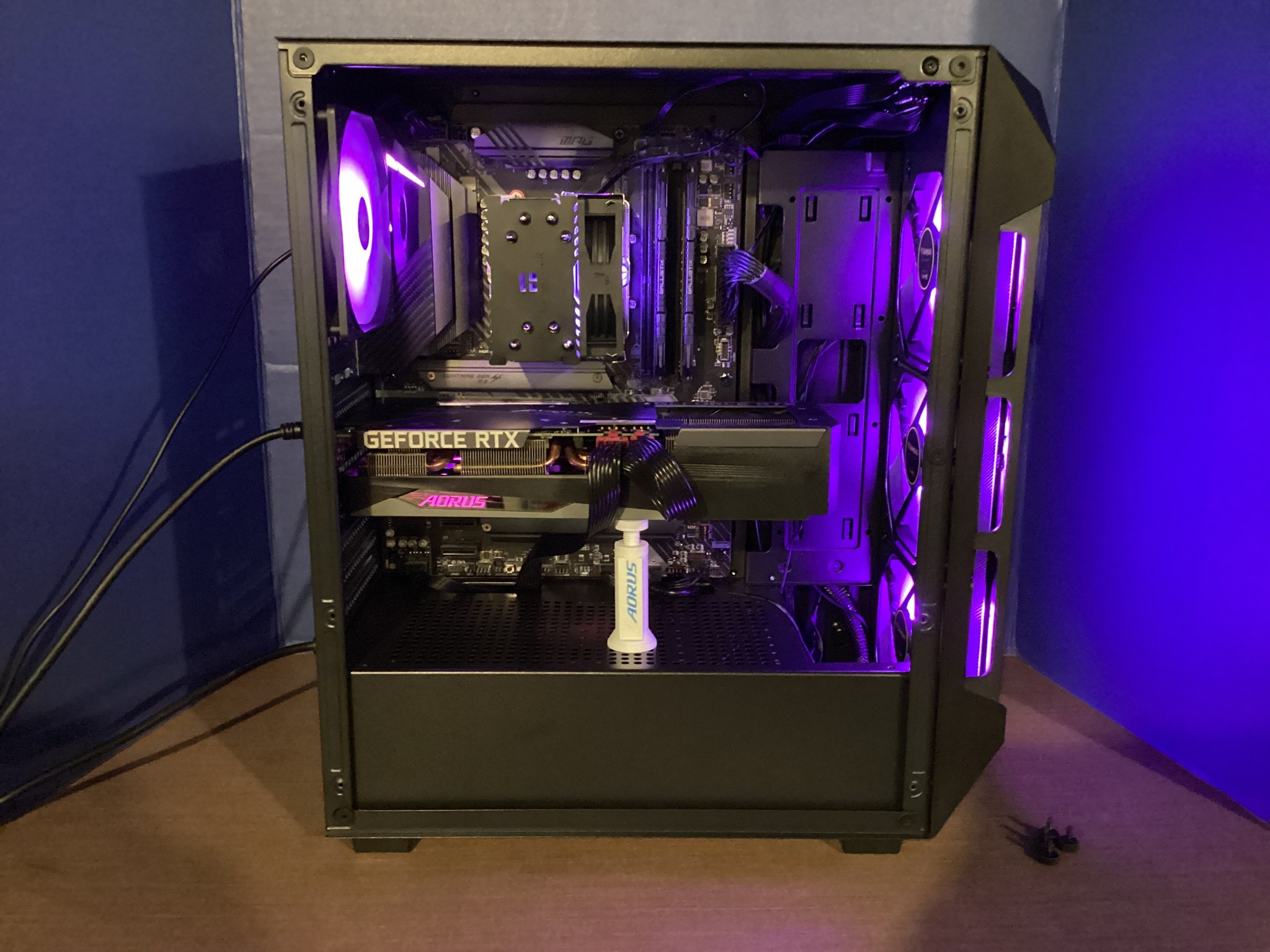 🔥 Powerhouse | Ryzen 5 5600x  | Gigabyte 3060 Ti | 16Gb DDR4 3200 | 500GB NVME 🔥