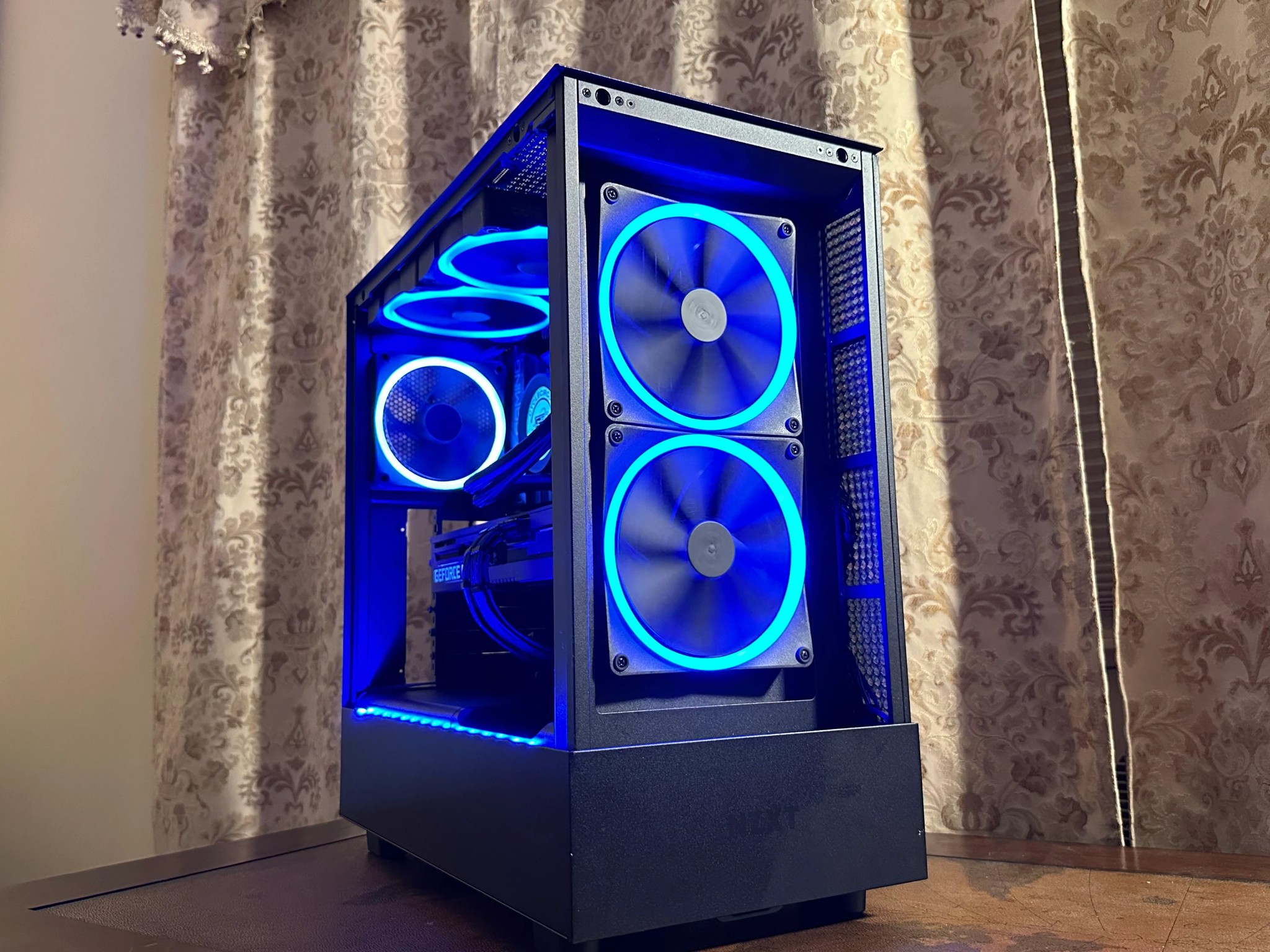 H5 Elite– RTX 3080 | Ryzen 7 7700 | 32GB DDR5 | Ultra Clean Gaming PC