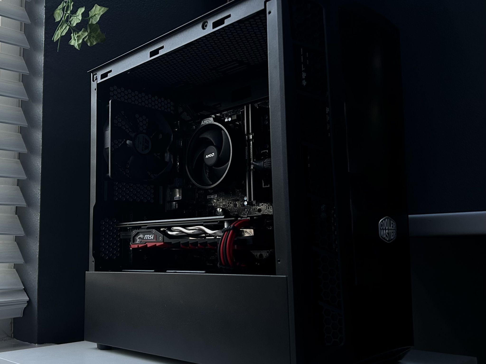 🔴 ⚫ 🔴 Compact Gaming PC | GTX 1060 // Ryzen 5 1600 AF