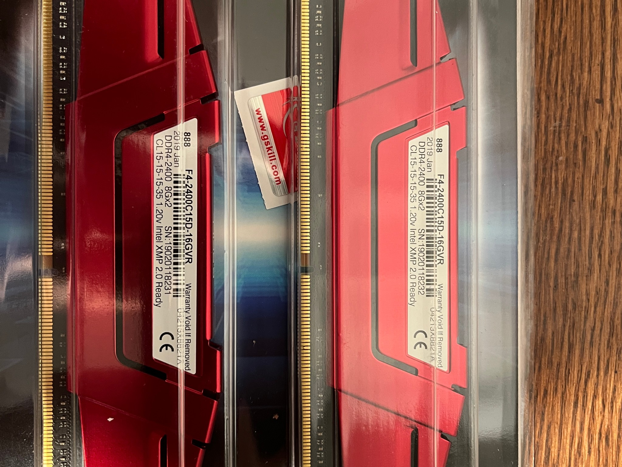 G.Skill Ripjaws V Series 16GB (2 x 8GB) 288-Pin DDR4 SDRAM DDR4 2400 (PC4 19200)