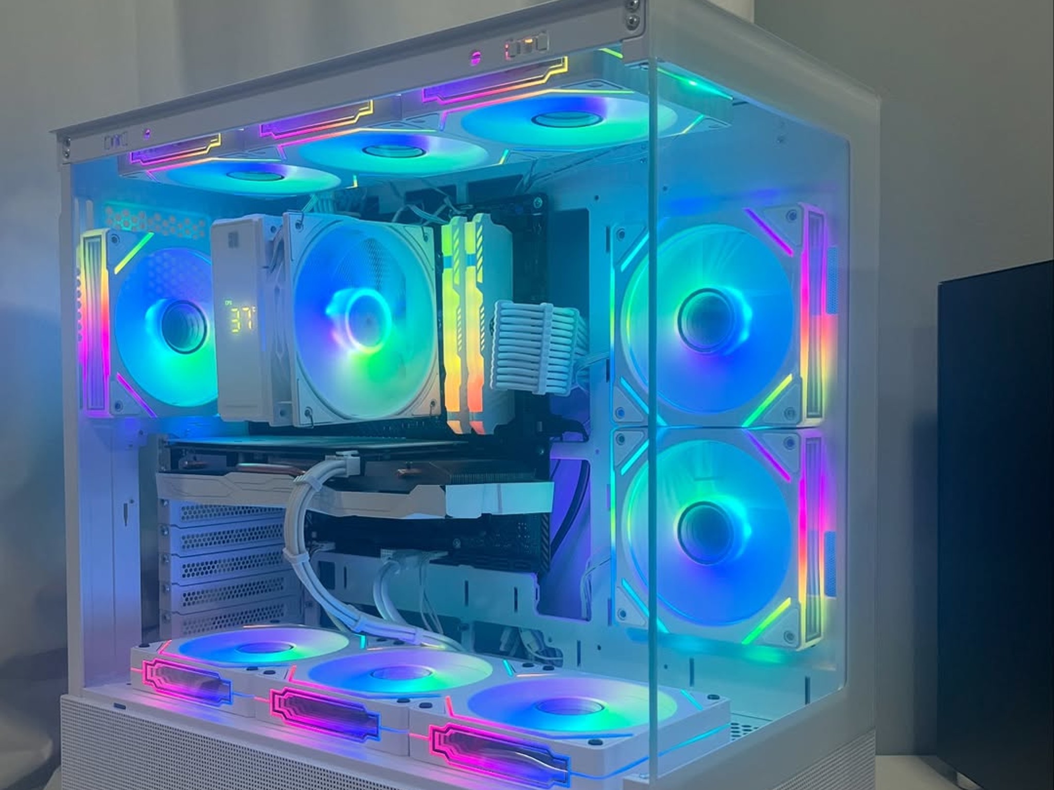 High Value Gaming pc | RX 6600 XT | R5 3600X | 32 GB RAM | 1 TB NVME