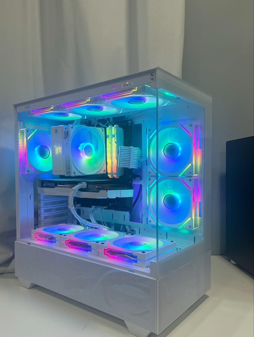 High Value Gaming pc | RX 6600 XT | R5 3600X | 32 GB RAM | 1 TB NVME