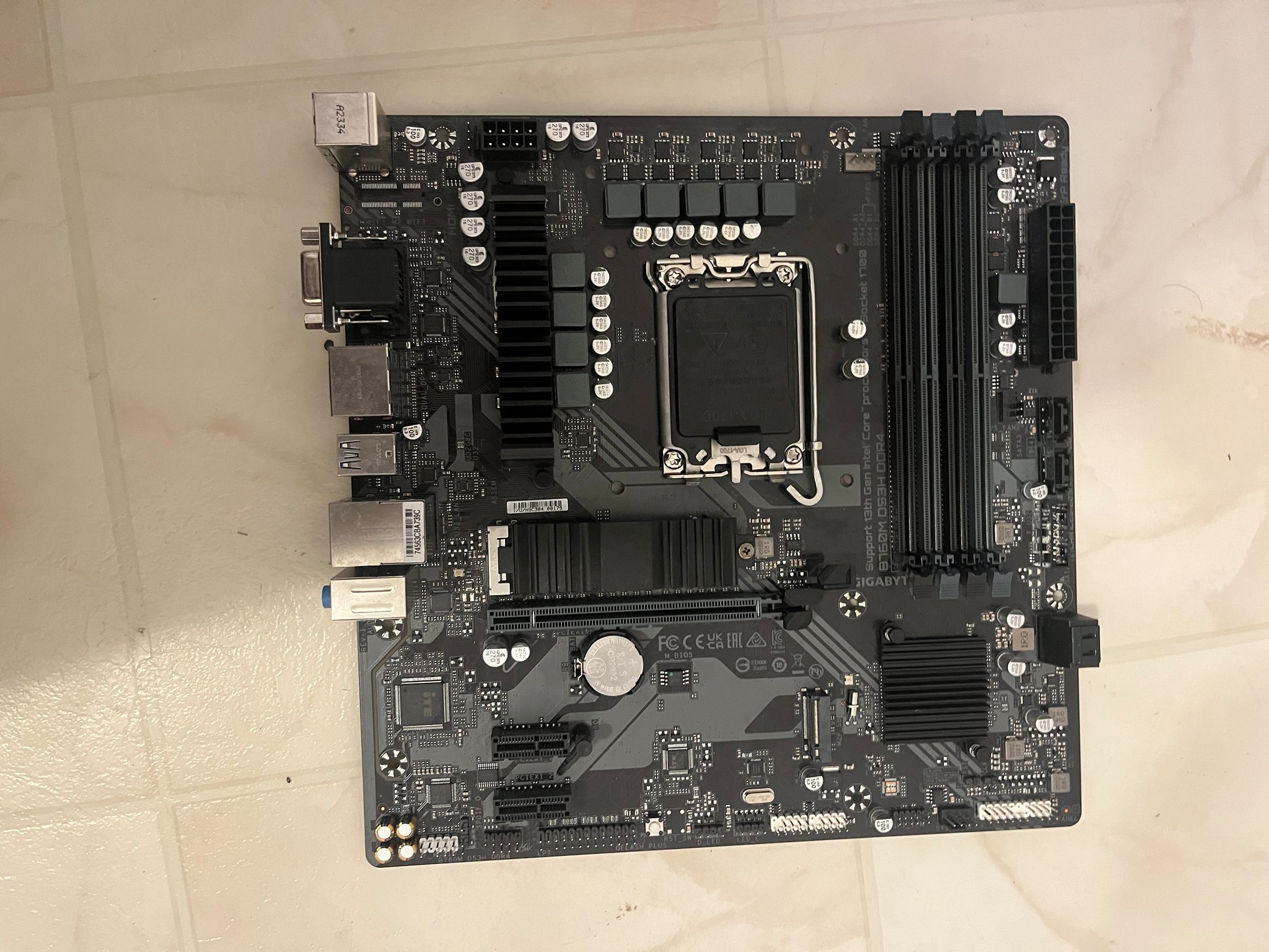 GIGABYTE B760M DS3H DDR4 (LGA 1700/ Intel/ B760/ M-ATX/ DDR4/ Dual M.2/ PCIe 4.0)
