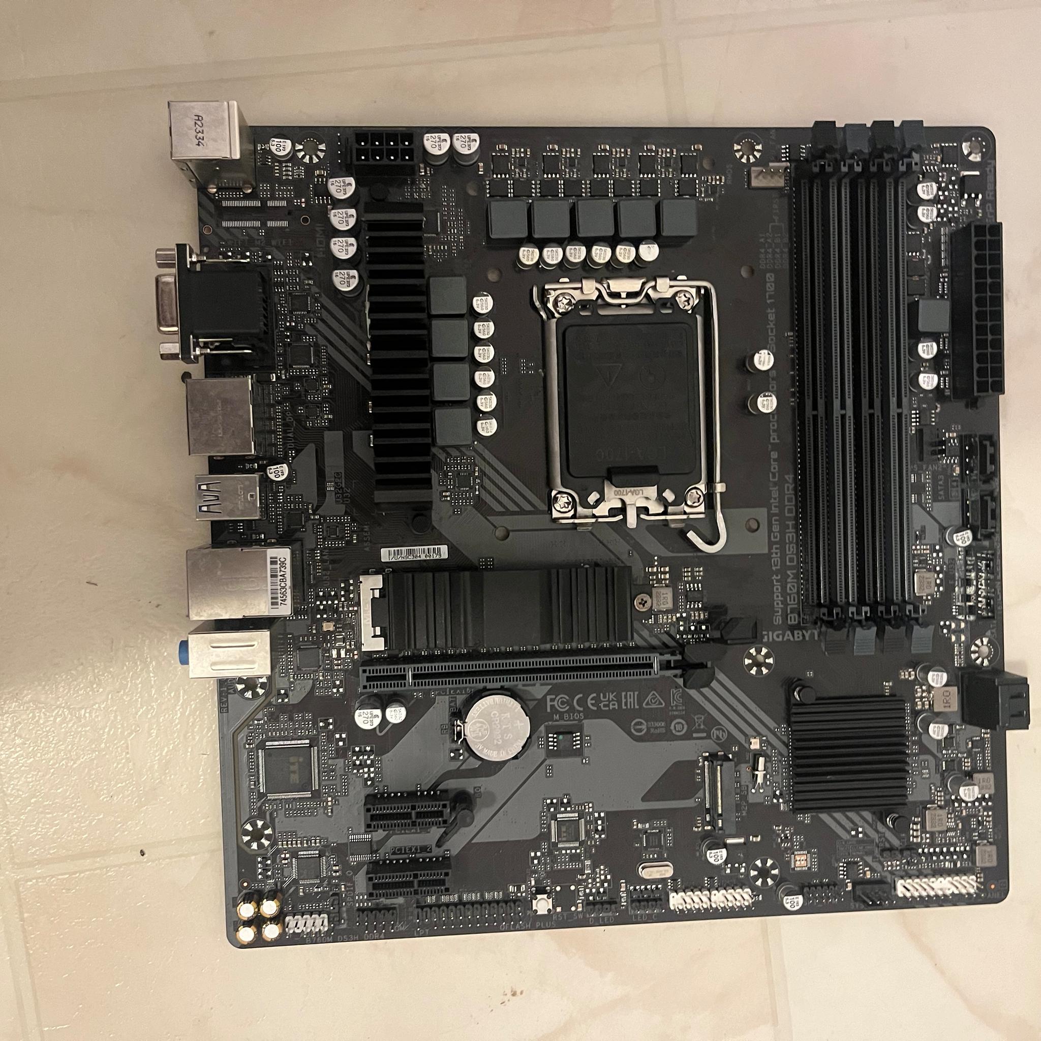 GIGABYTE B760M DS3H DDR4 (LGA 1700/ Intel/ B760/ M-ATX/ DDR4/ Dual M.2/ PCIe 4.0)