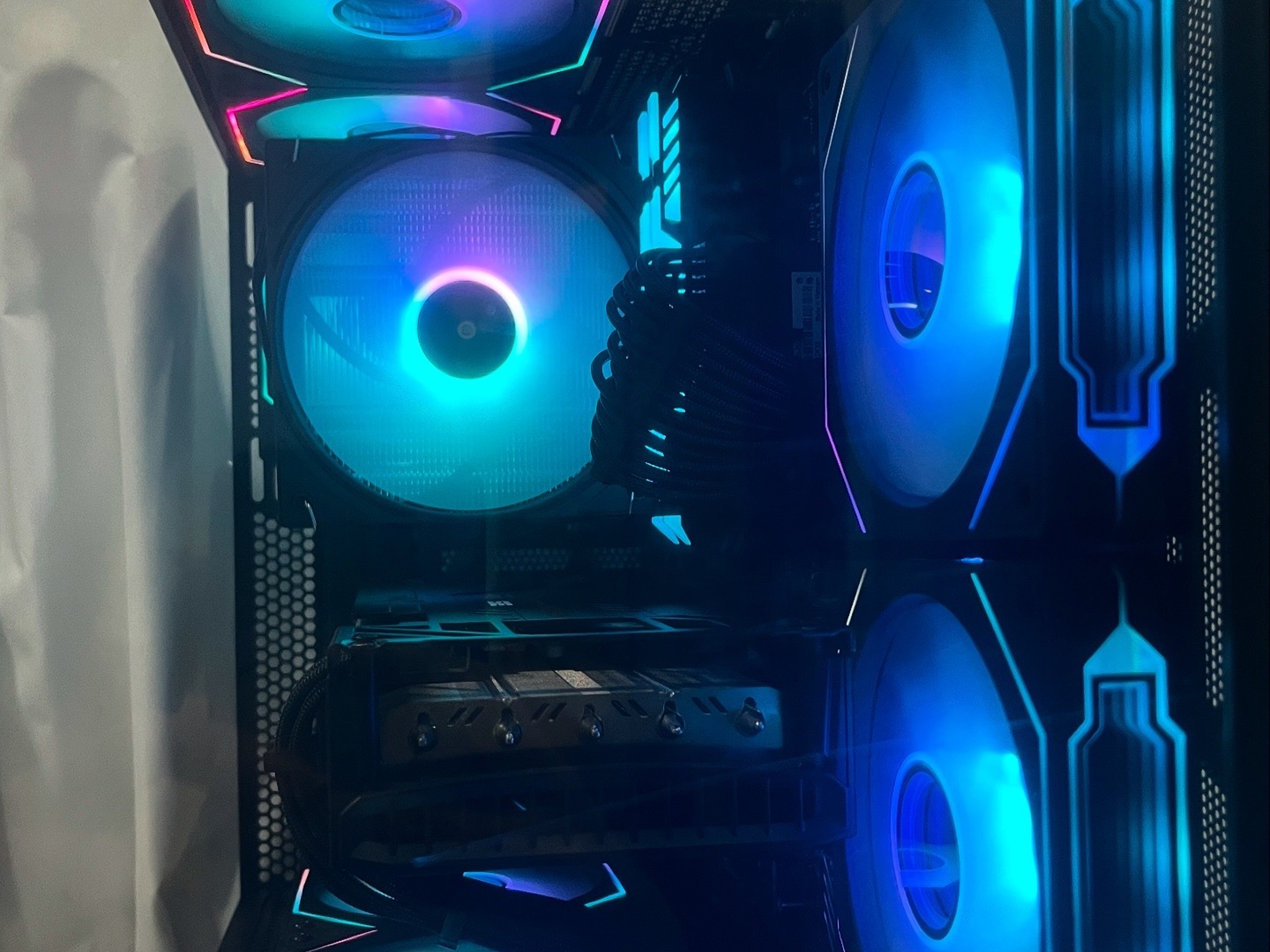 *HUGE SALE* | RX 6800 XT | R5 5600 | 32 GB RAM | 1 TB NVME | WIFI + BLUETOOTH