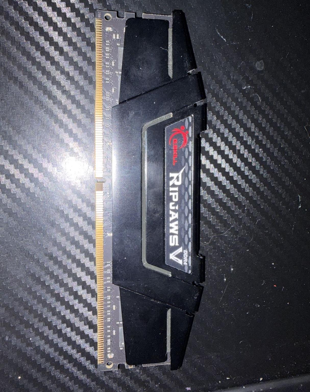 ⚙️G.Skill 16gb ddr4 3200mhz CL16 1x16Gb🪚