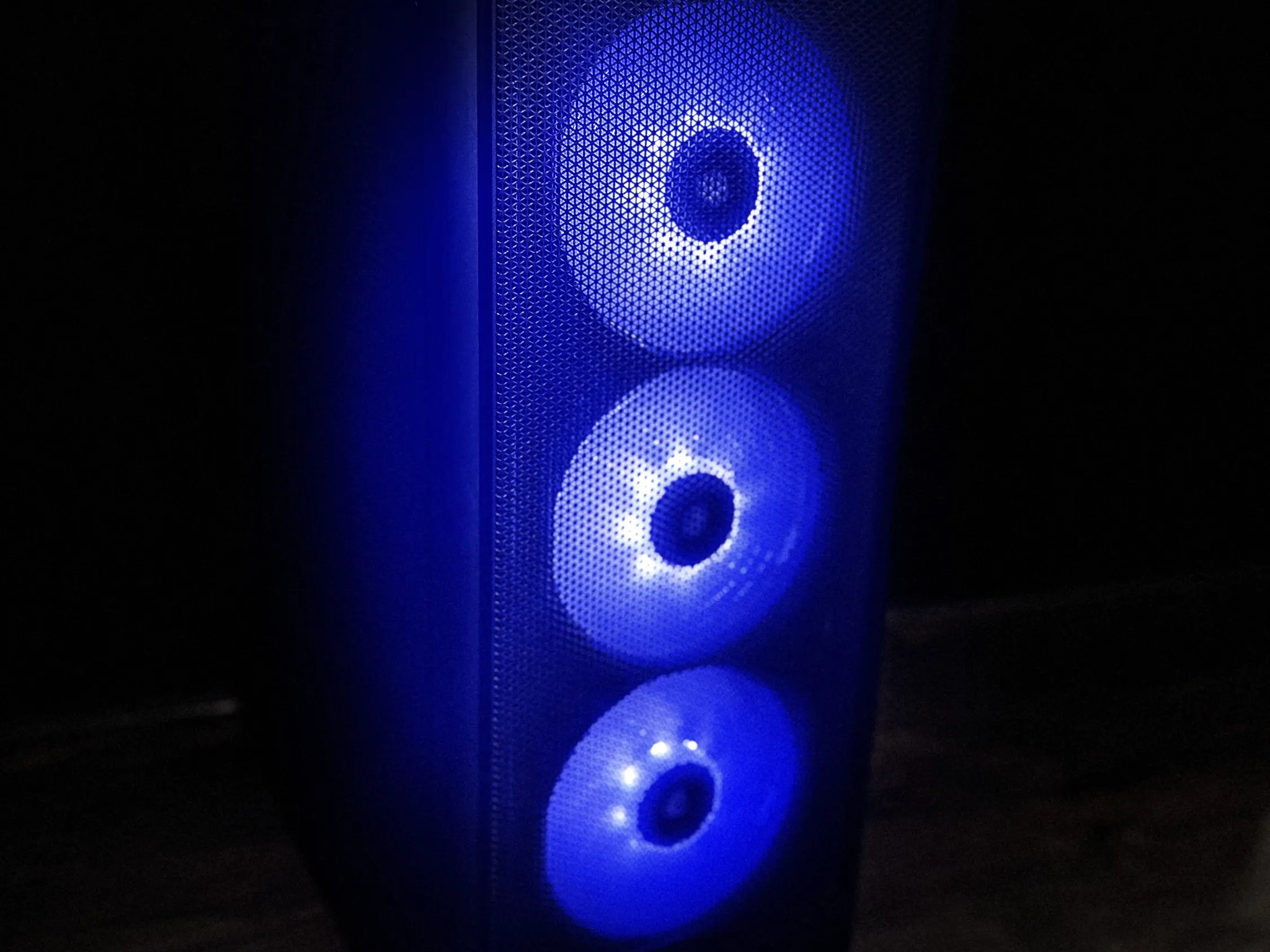 SFF Gaming PC |RTX 5080 | Ryzen 7 9800X3D | 96GB DDR5 RAM | 2TB SSD