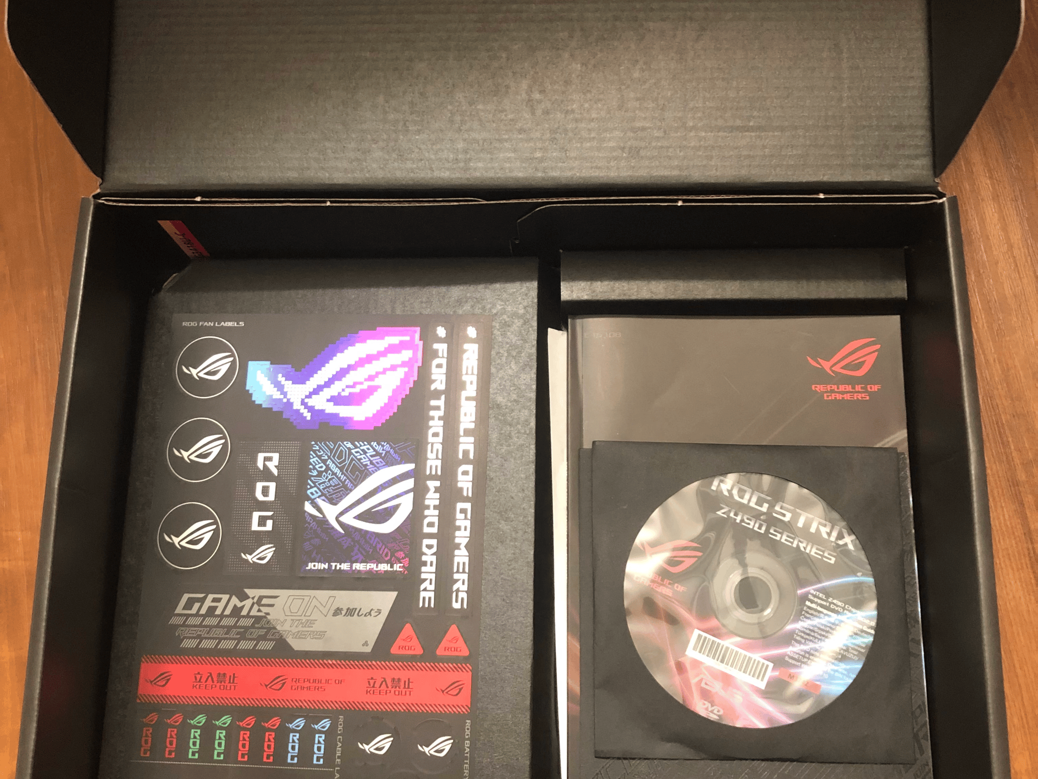 Combo: I7-10700k + Asus Z490E + 32GB RAM (3200mhz) + 1TB HHD