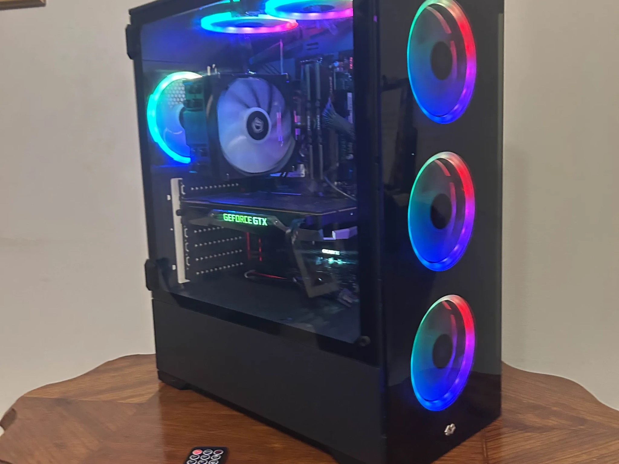 Gaming PC - GTX 1070 - Intel i5 9400