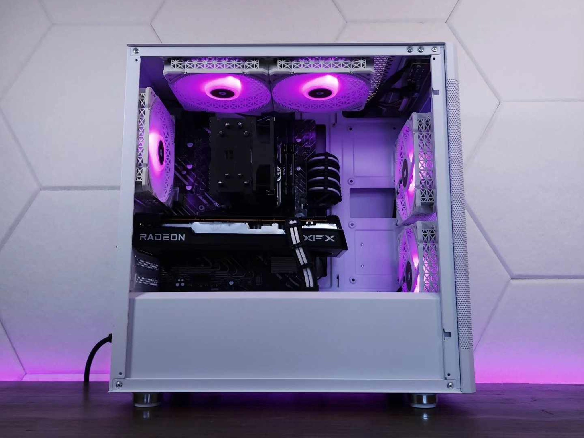💜🤍RX 7600 | i5 12400F | 16GB 3600MHz | 1TB NVMe