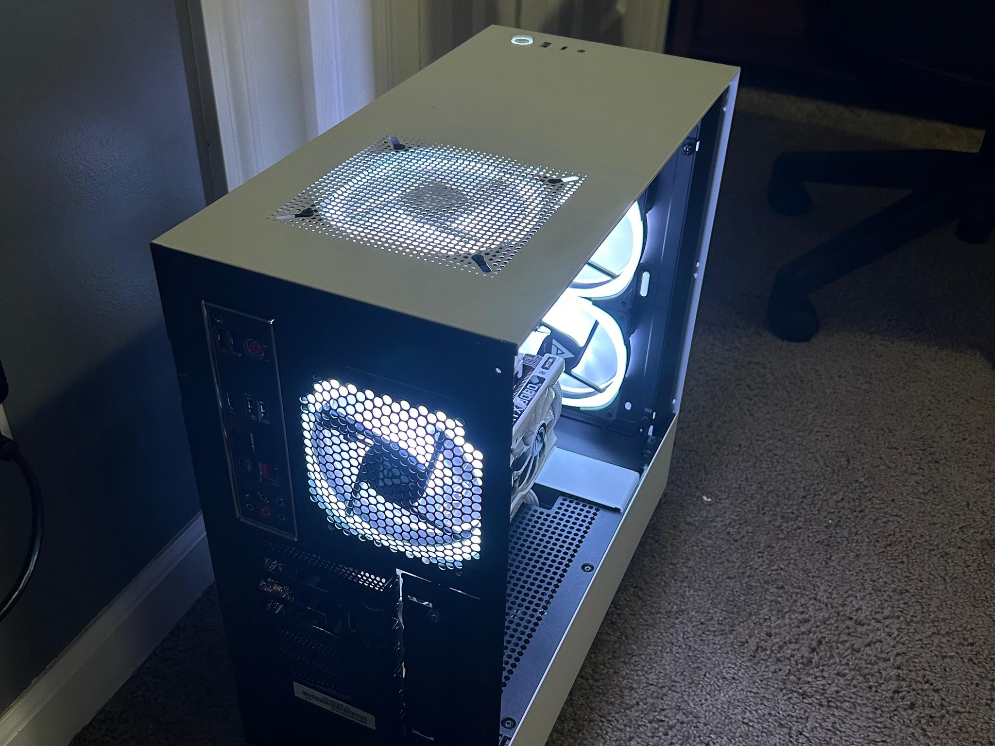 NZXT, RTX 3080/5600x, white and black rgb, vertical mount, 1TB Gaming PC