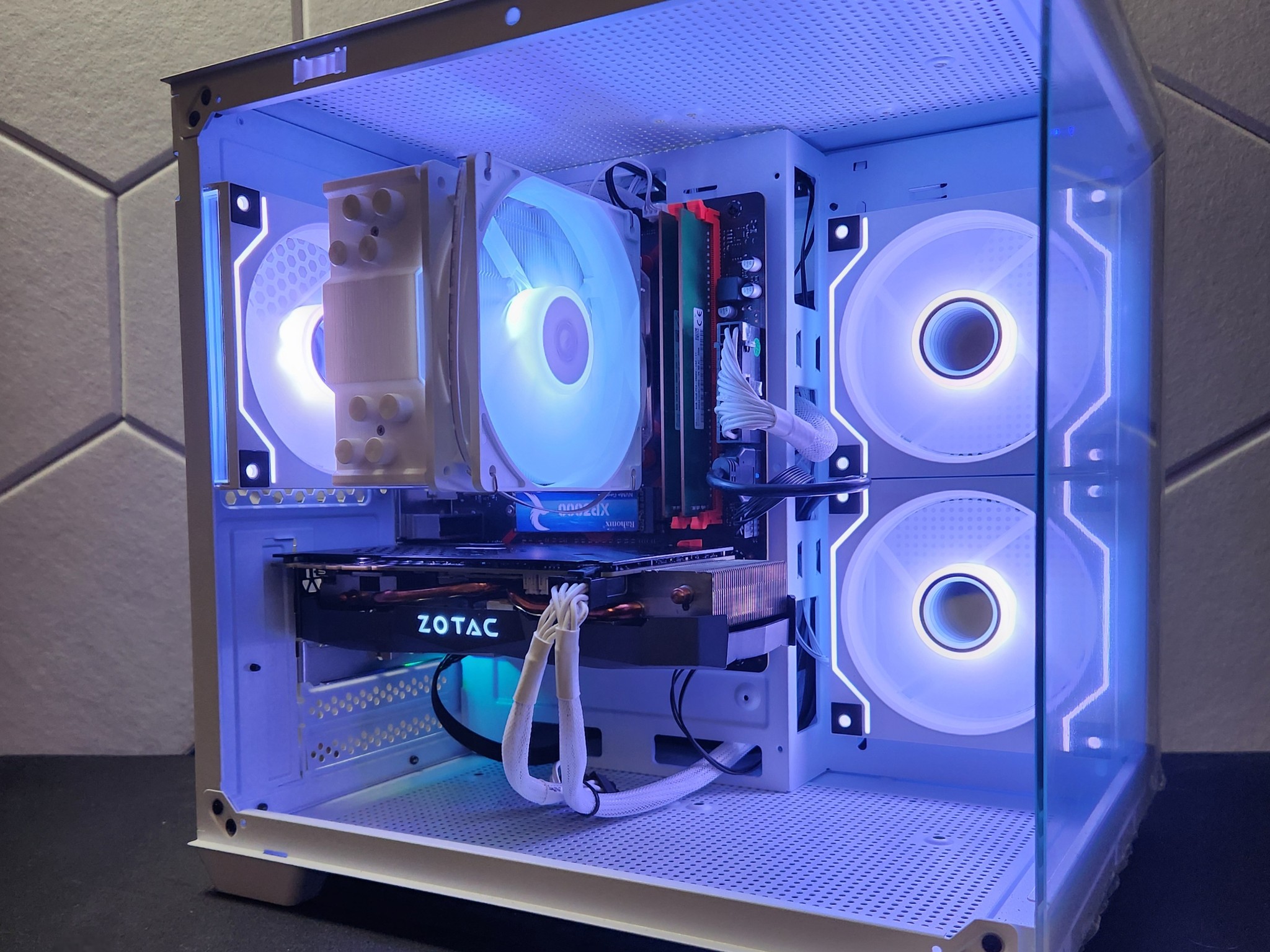 "Budget Gaming PC" GTX 1070TI | Ryzen 5 3500X | 16GB DDR4 | 500GB SSD | WIFI+BT