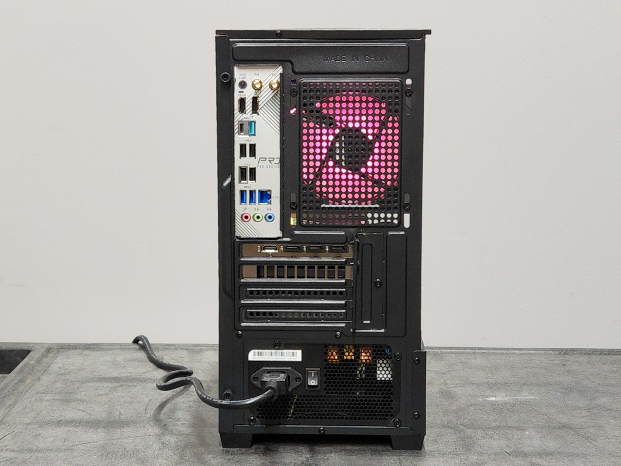 RTX 5060 TI | Ryzen 5 7600X | 2TB SSD | 16GB DDR5 | Custom Gaming/Streaming PC