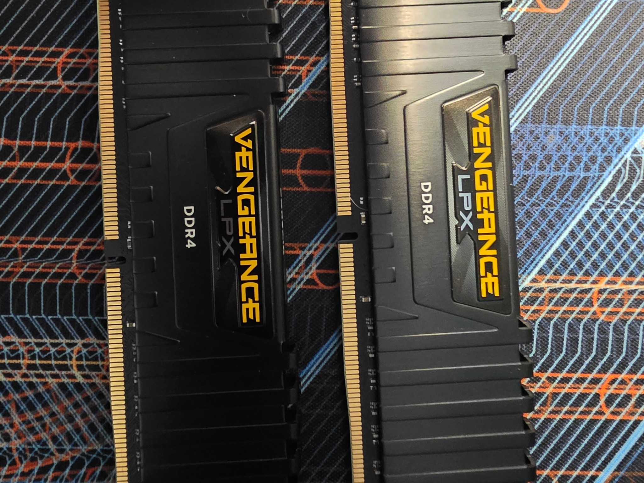 Corsair Vengeance LPX 32GB (2x16GB) DDR4-3200 CL16