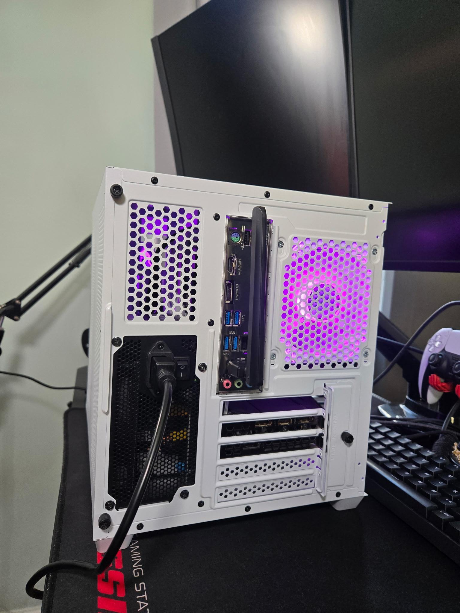 A mid ranged custom gaming pc with a Gigabyte GeForce RTX OC 2060 and an AMD Ryzen 5 5500