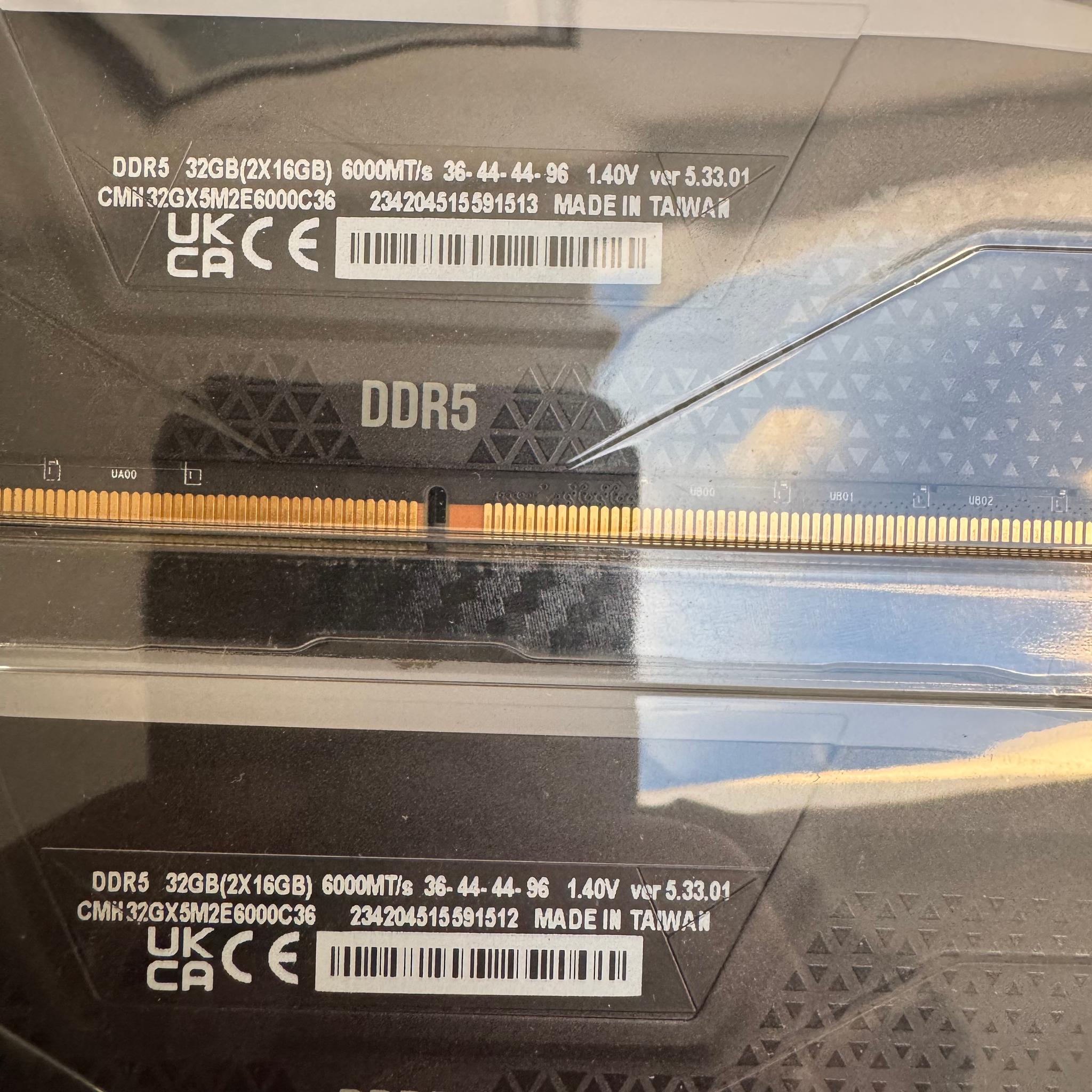 2x16GB Corsair Vengeance RGB DDR5