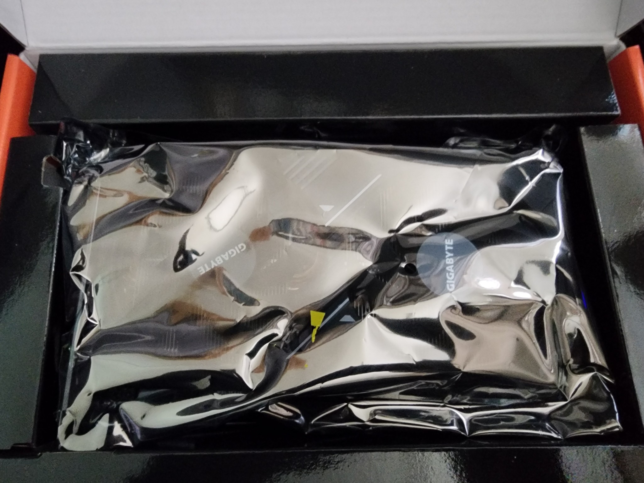 GIGABYTE GeForce RTX 5060 Ti WINDFORCE MAX OC 16GB