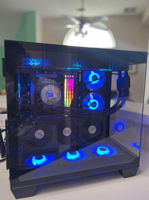 🤑 ON SALE!💰🔥Red Aura🔥 Black Fishtank PC Build 🐟 - 4060 - i9 Intel 🚀 1080p/1440p