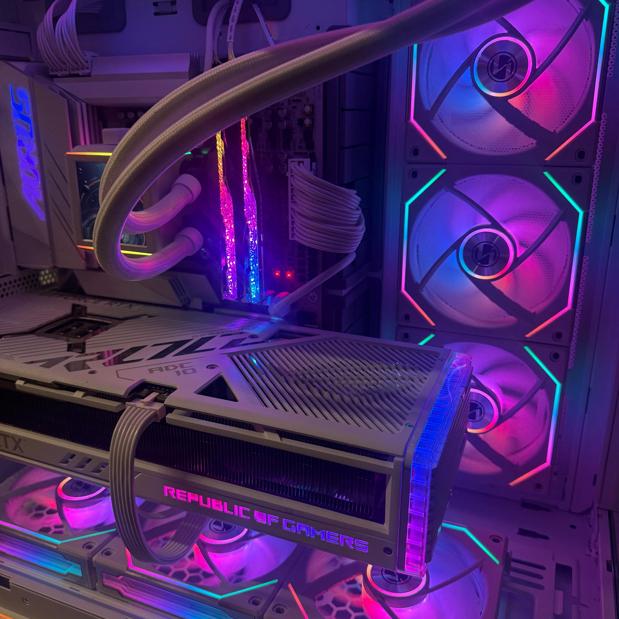 White RTX 4090 Gaming PC | Ryzen 9 7950X3D | 32GB DDR5 | 2TB SSD