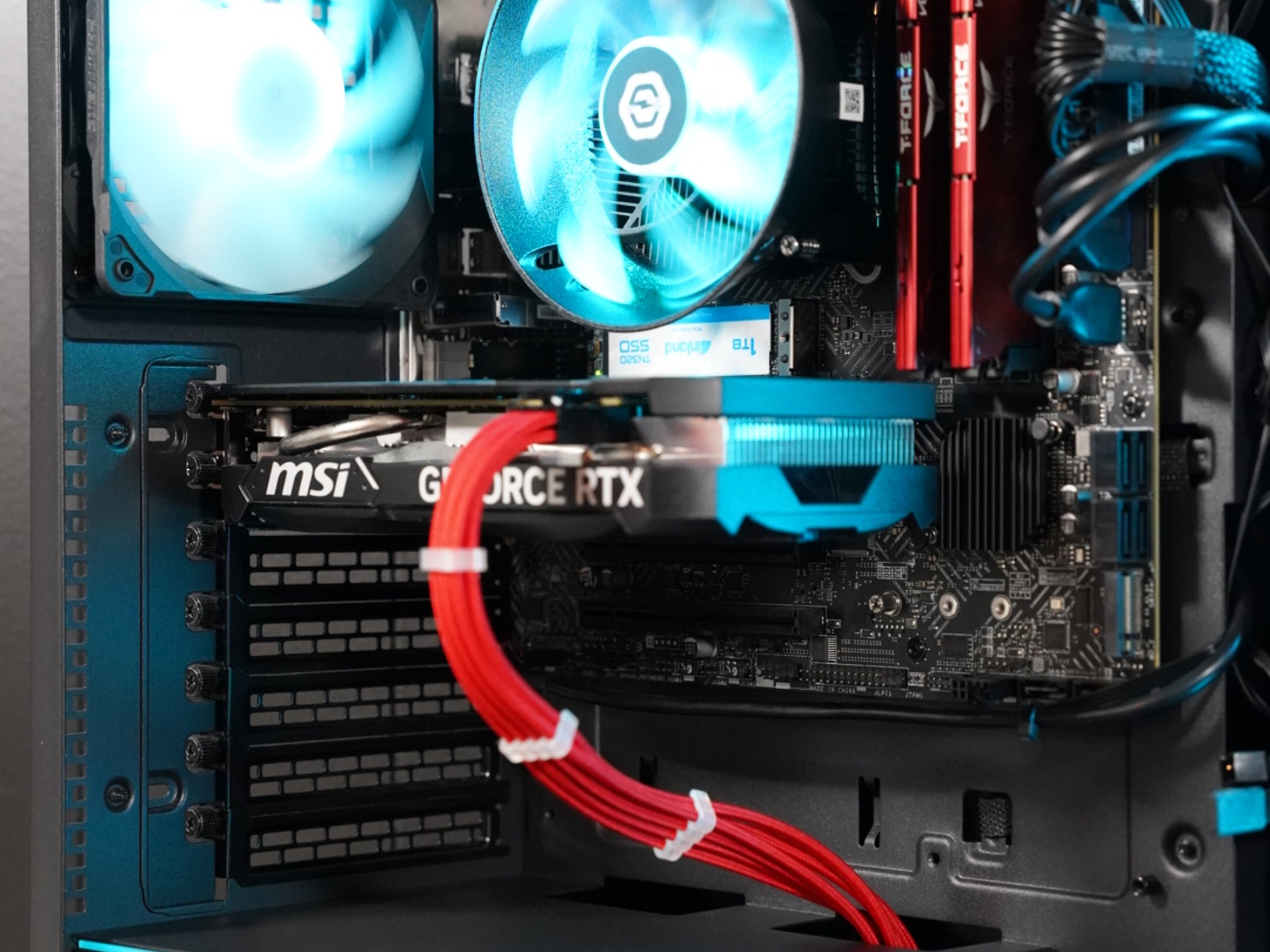 Gaming PC - RTX 4060 | 32GB DDR5 | 14400F | 1TB SSD | WiFi | 1440p | Cyberpower