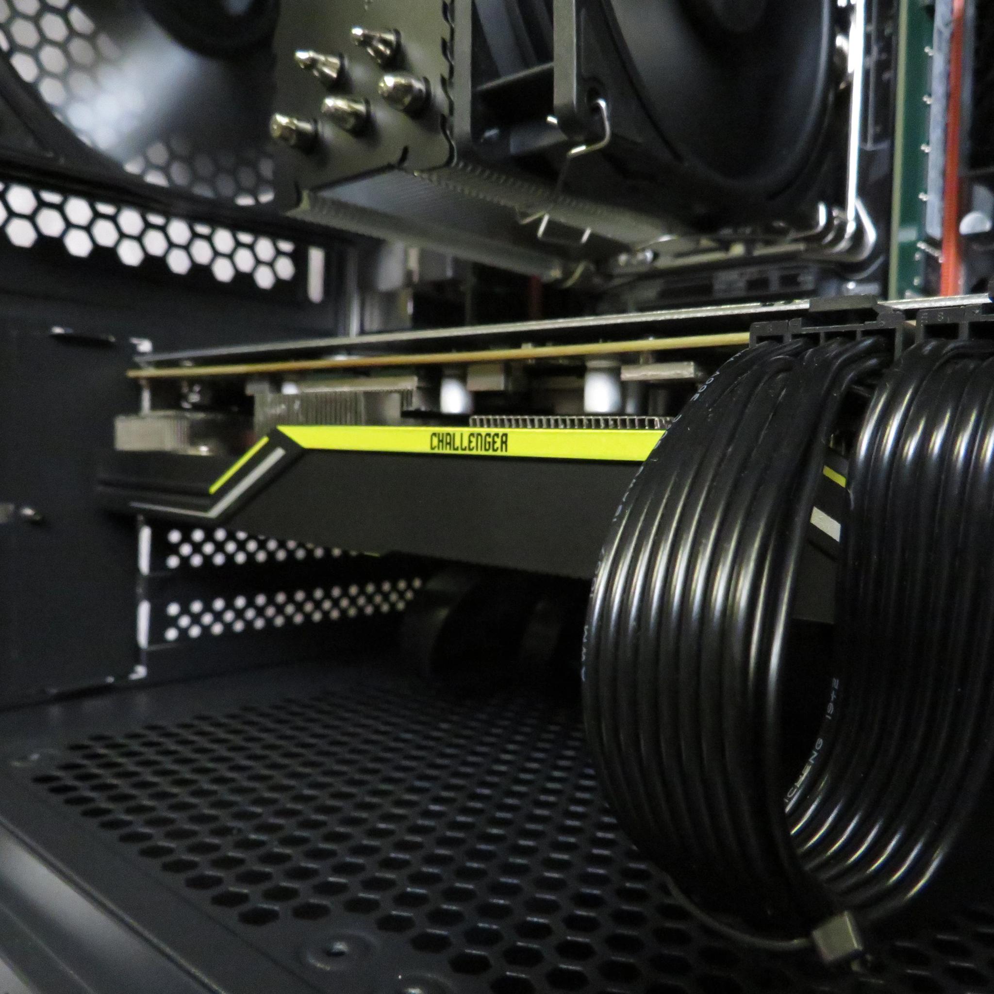 Entry Level Gamer! RX 5700 XT + Intel Xeon E5 2680 V4 + 32 GB DDR4 + 1 TB SSD