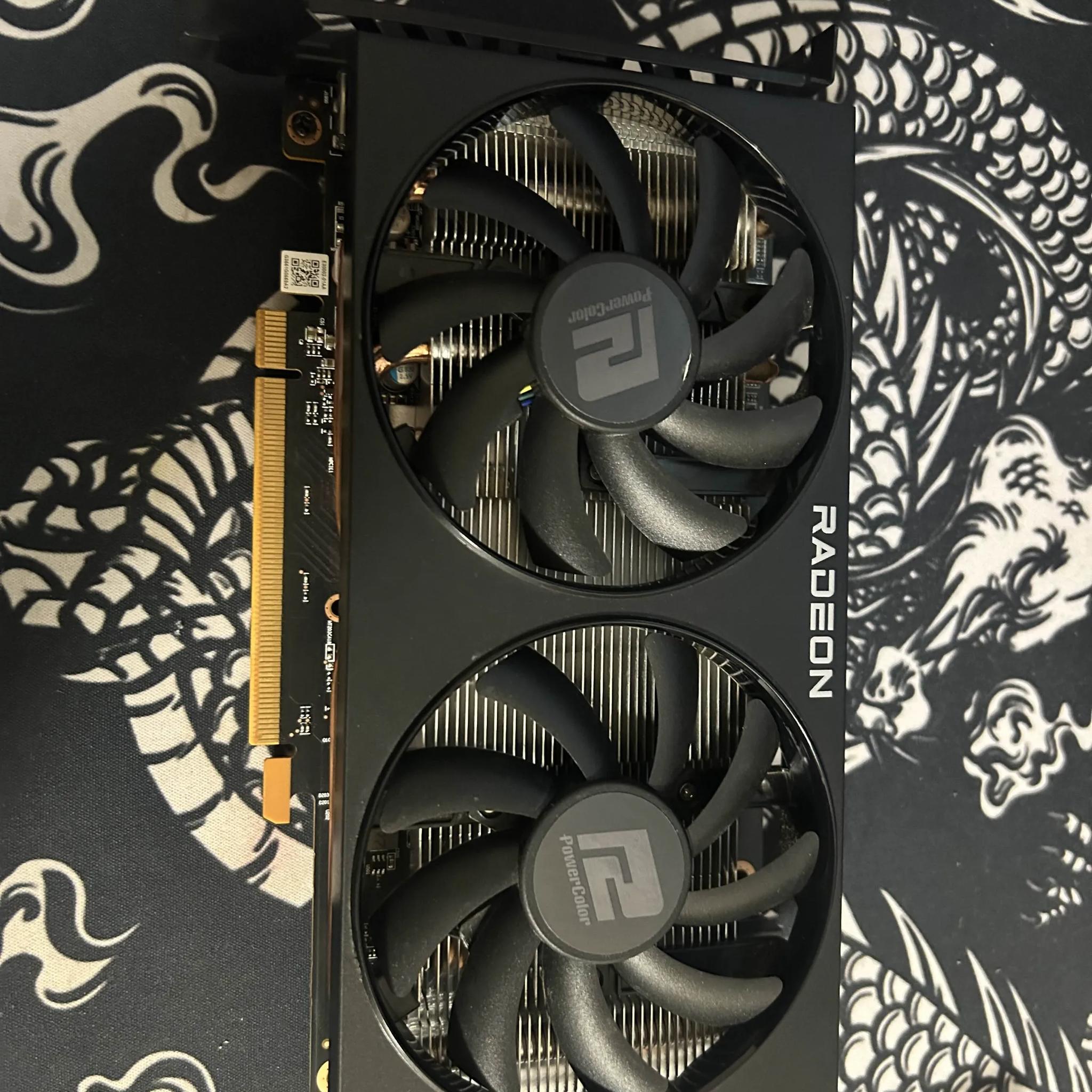AMD Radeon 6600 Fighter