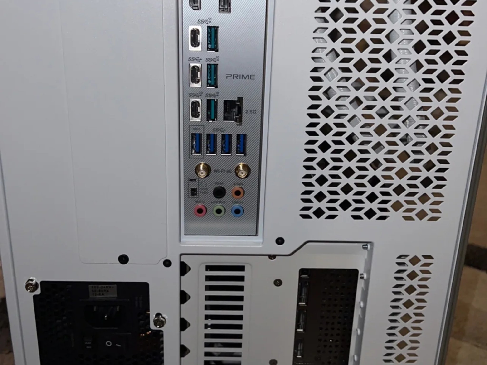 Custom Gaming PC RTX 4090 | Ryzen 9 7900x | 32GB DDR5 | X670E-Pro | 2TB NVME