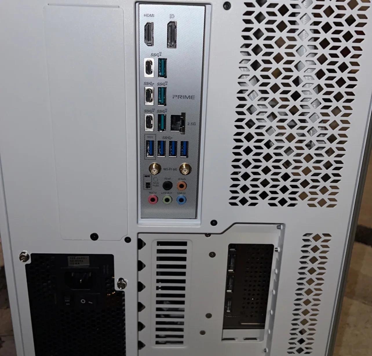 Custom Gaming PC RTX 4090 | Ryzen 9 7900x | 32GB DDR5 | X670E-Pro | 2TB NVME