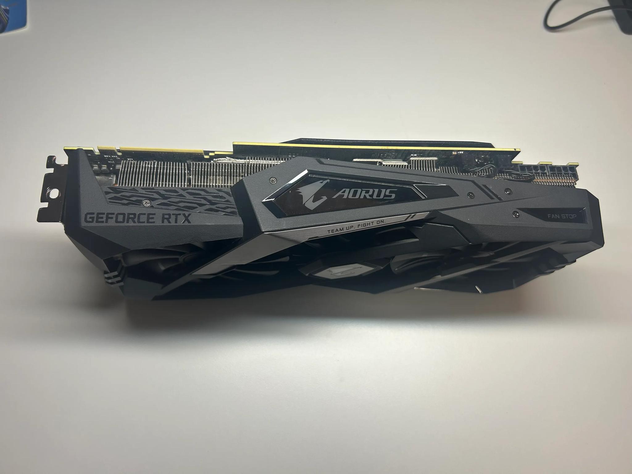 AORUS GeForce RTX™ 2080 XTREME 8GB (✅ New Thermal Paste, ✅ Cleaned)