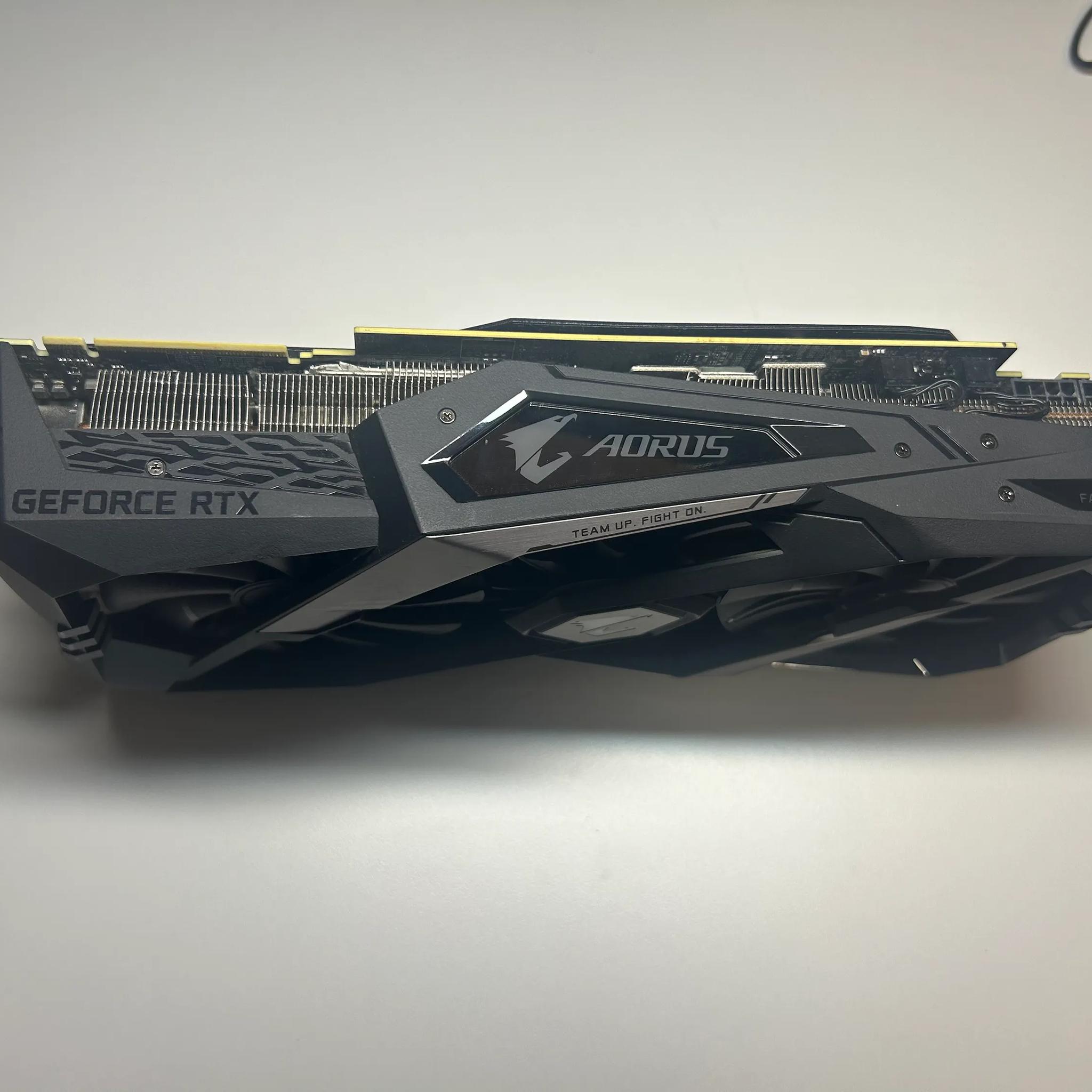 AORUS GeForce RTX™ 2080 XTREME 8GB (✅ New Thermal Paste, ✅ Cleaned)