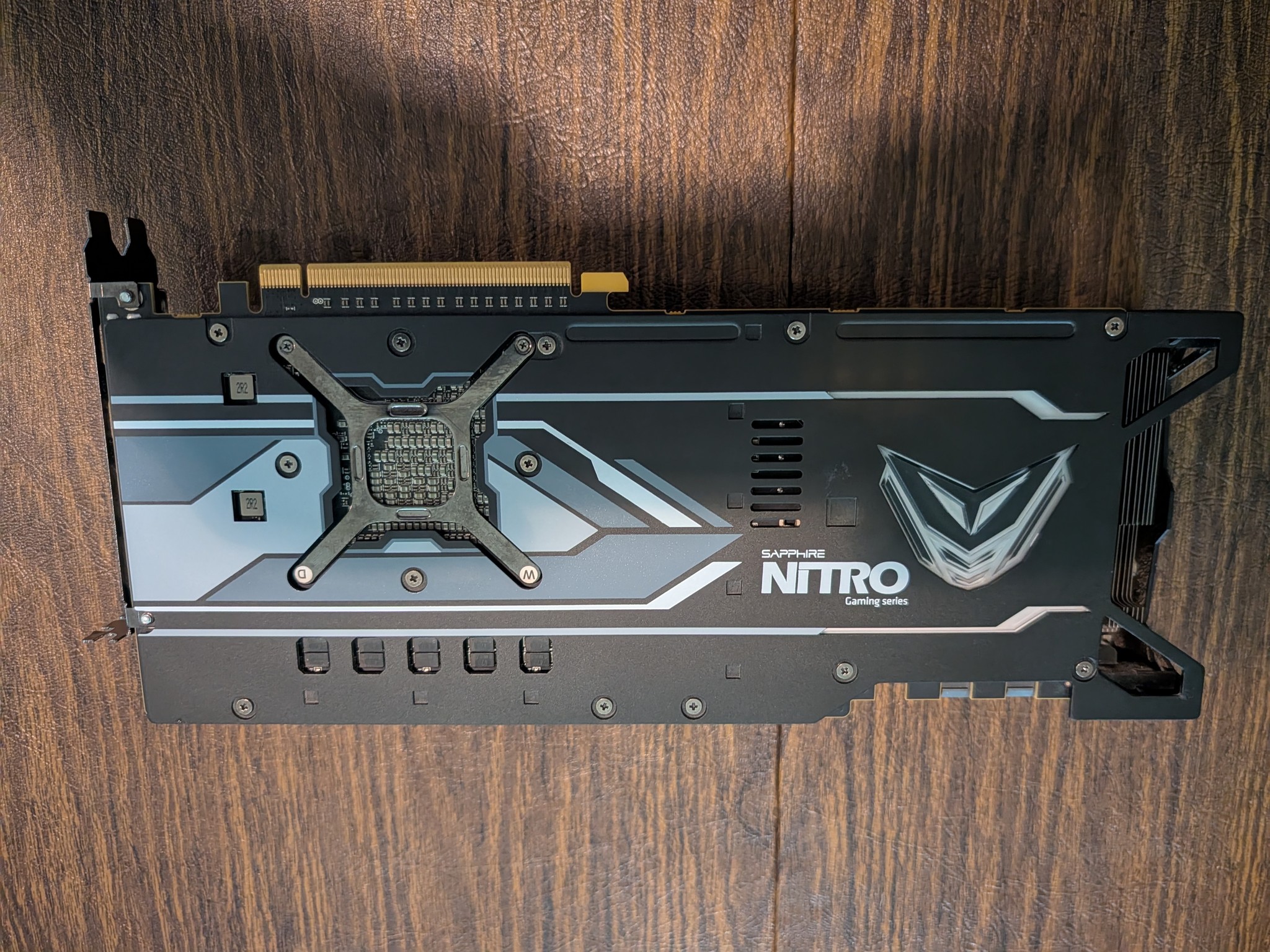SAPPHIRE NITRO+ Radeon RX VEGA 64 8GB HBM2